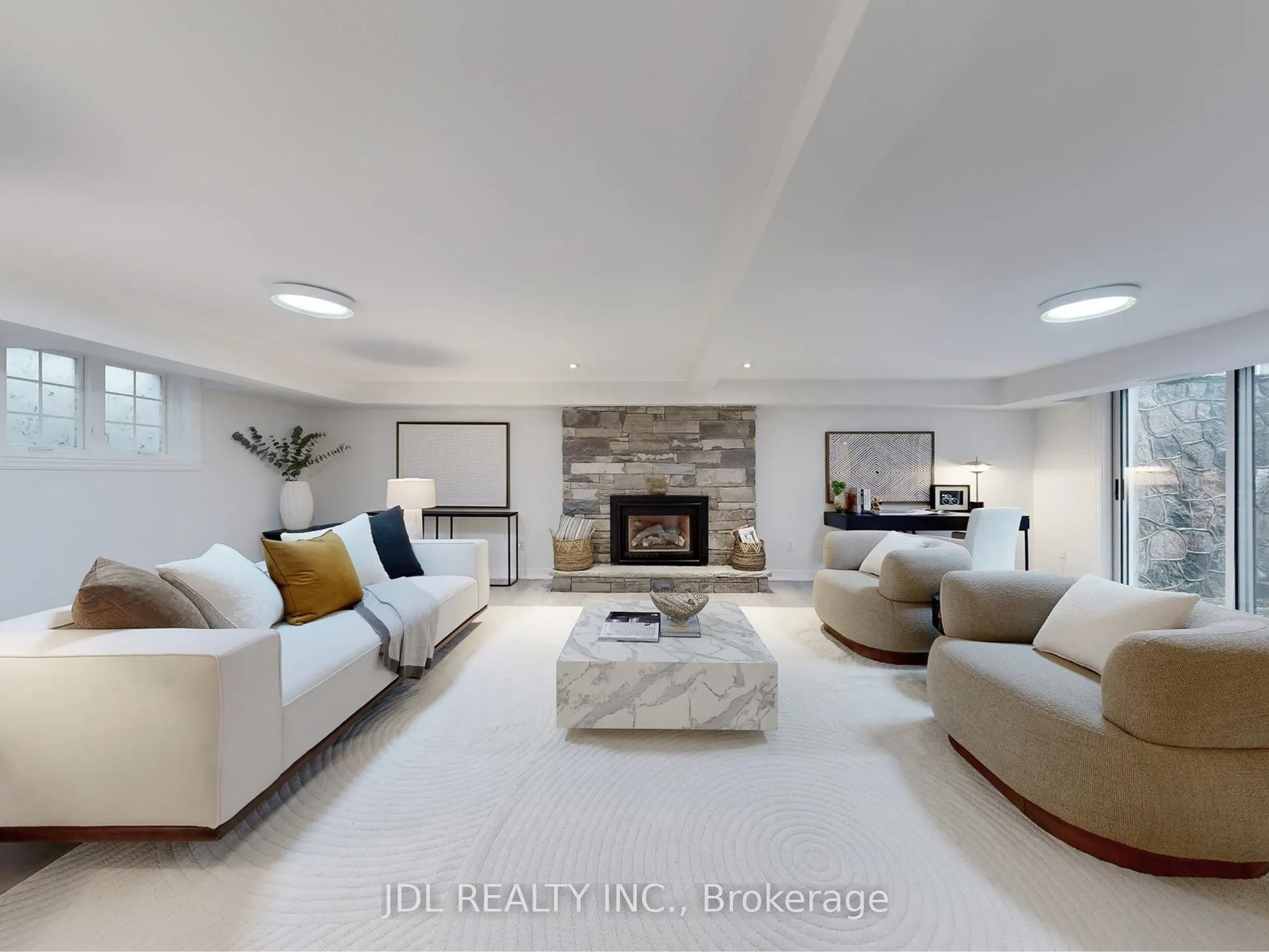 530 Blythwood Road