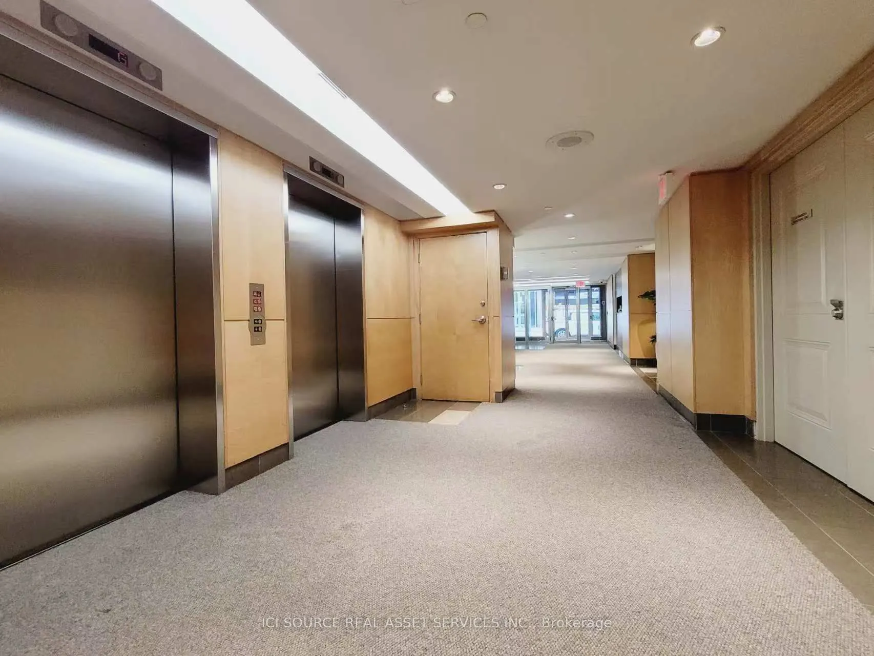 220 Victoria Street #1305
