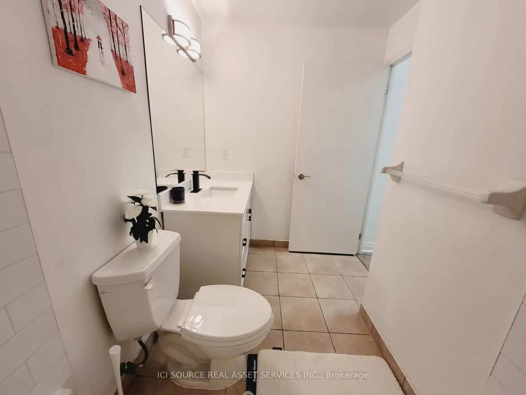 220 Victoria Street #1305