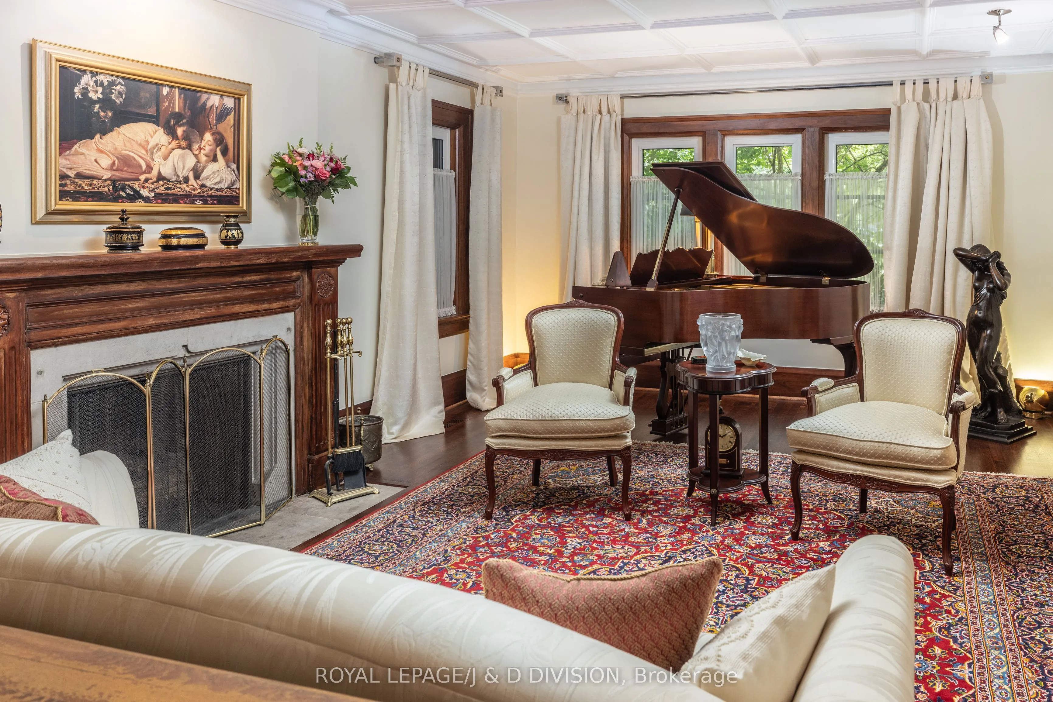 428 Russell Hill Road