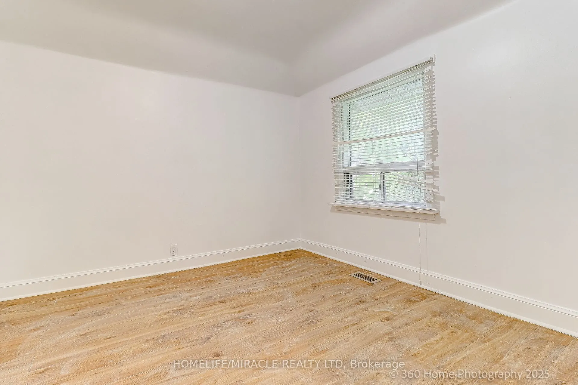 106 Johnston Avenue