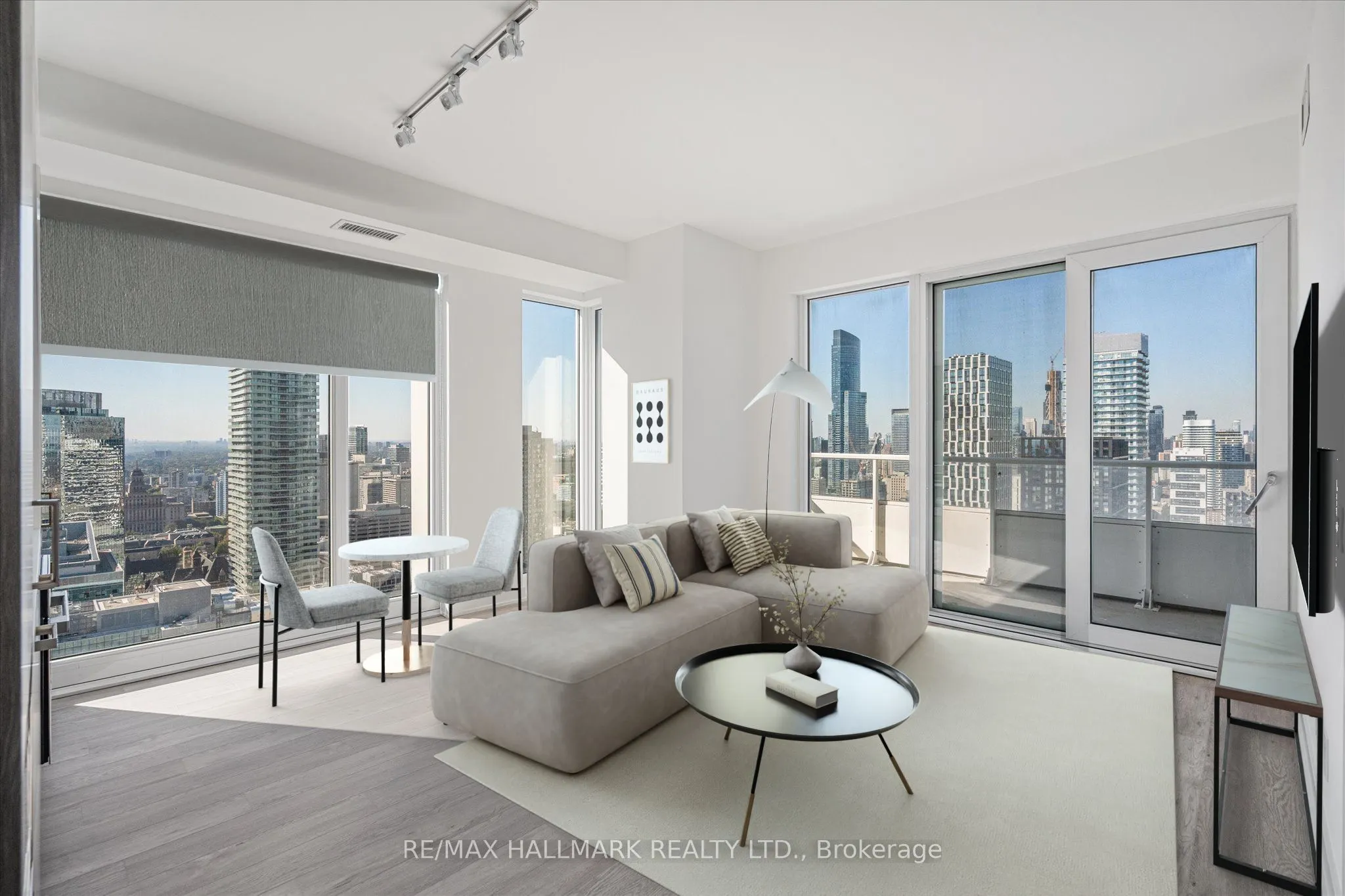 88 Queen Street E #4711