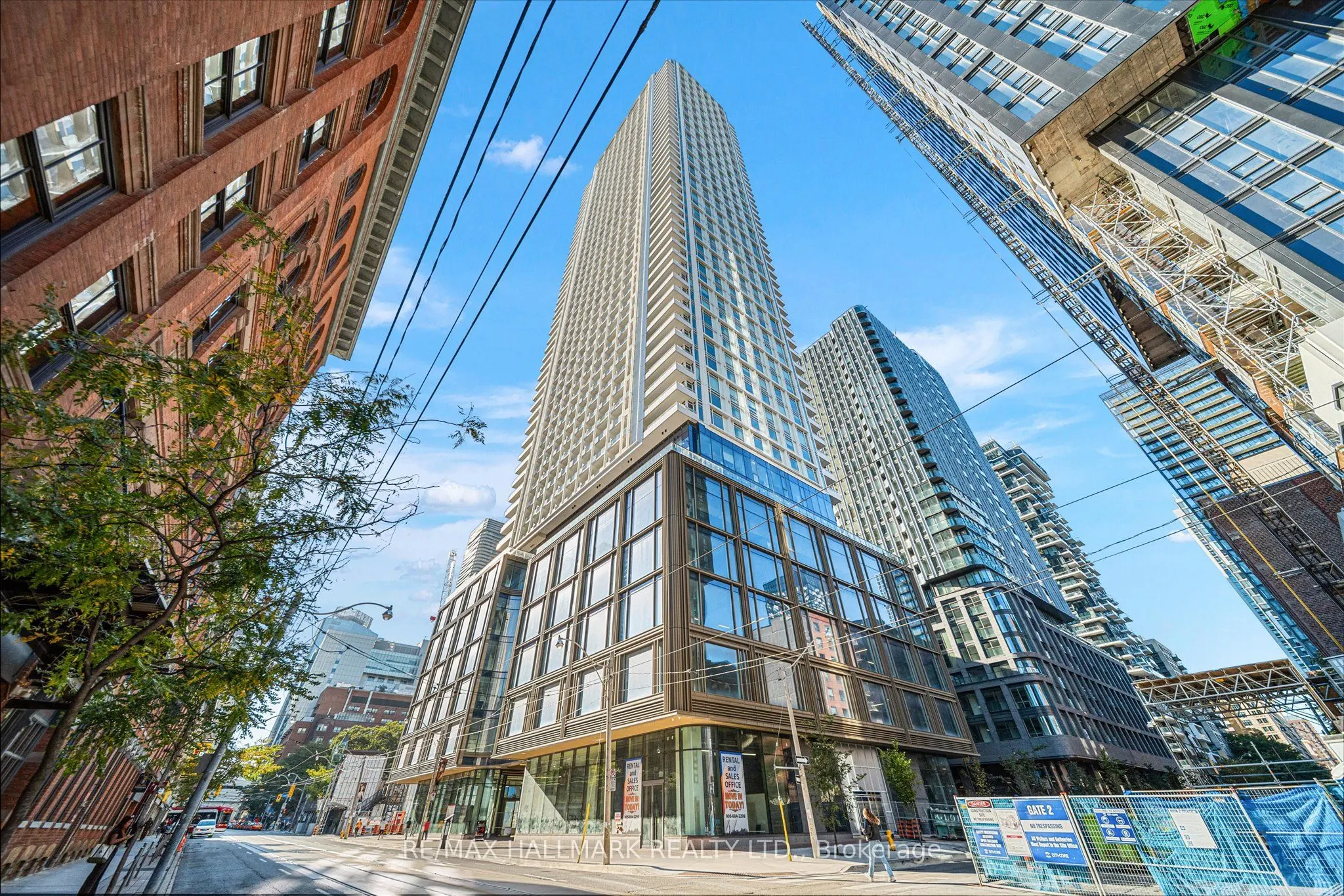 88 Queen Street E #4711