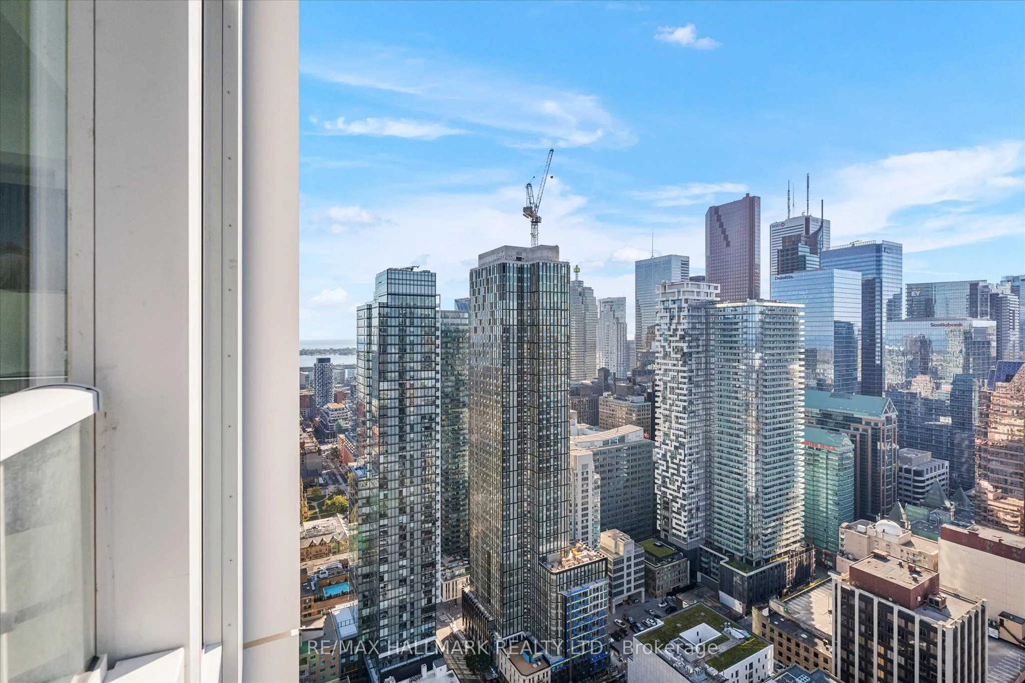 88 Queen Street E #4711