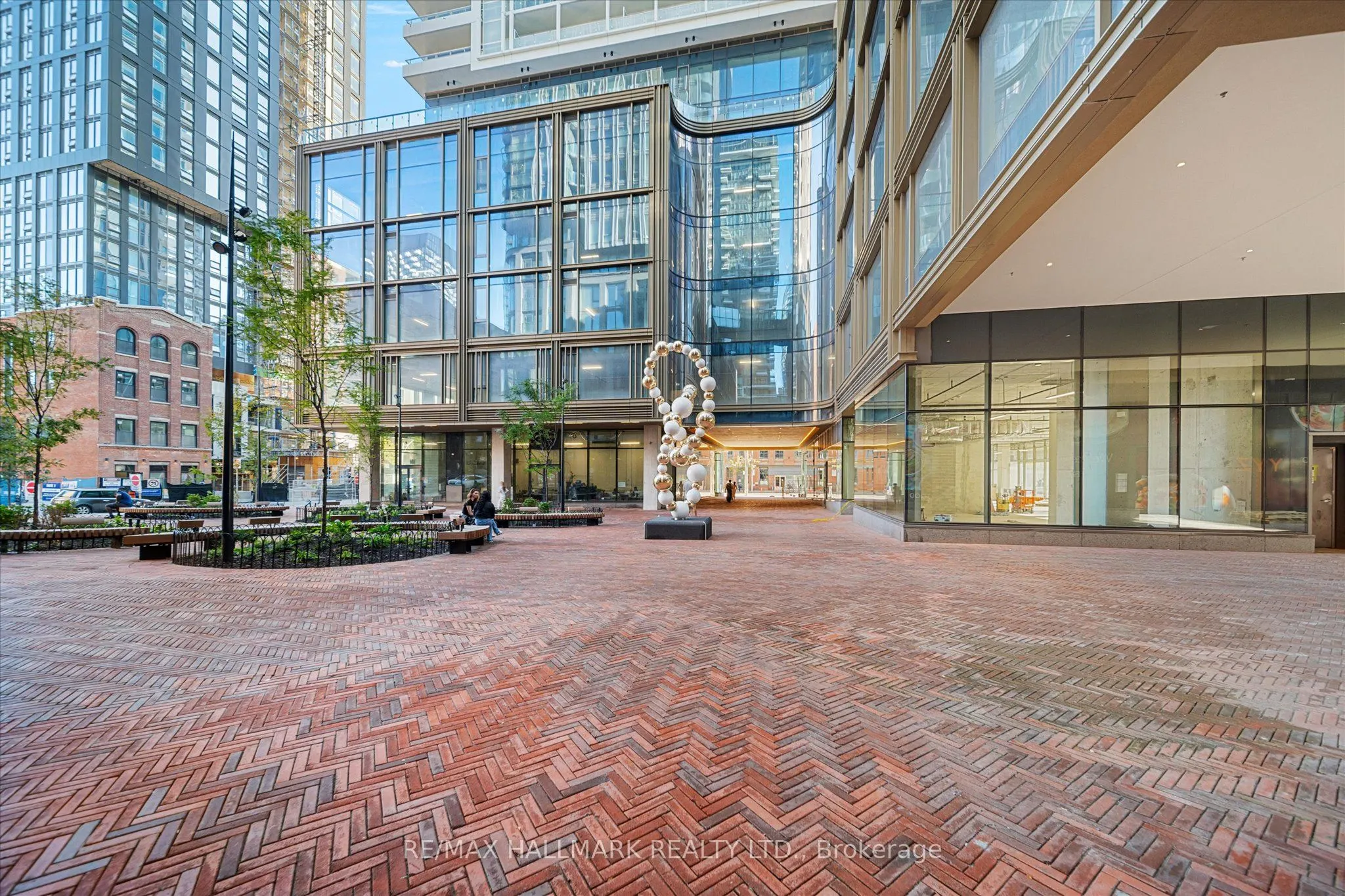 88 Queen Street E #4711