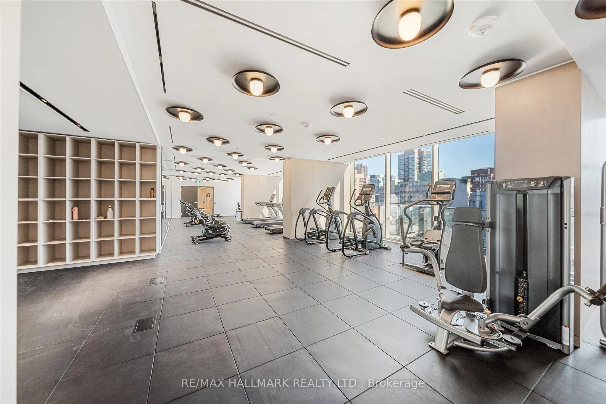 88 Queen Street E #4711
