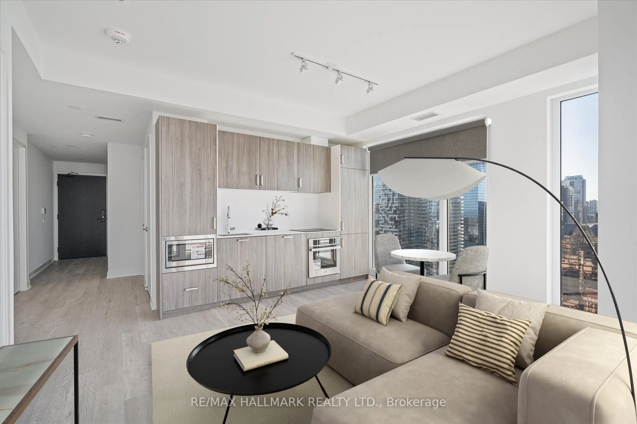 88 Queen Street E #4711