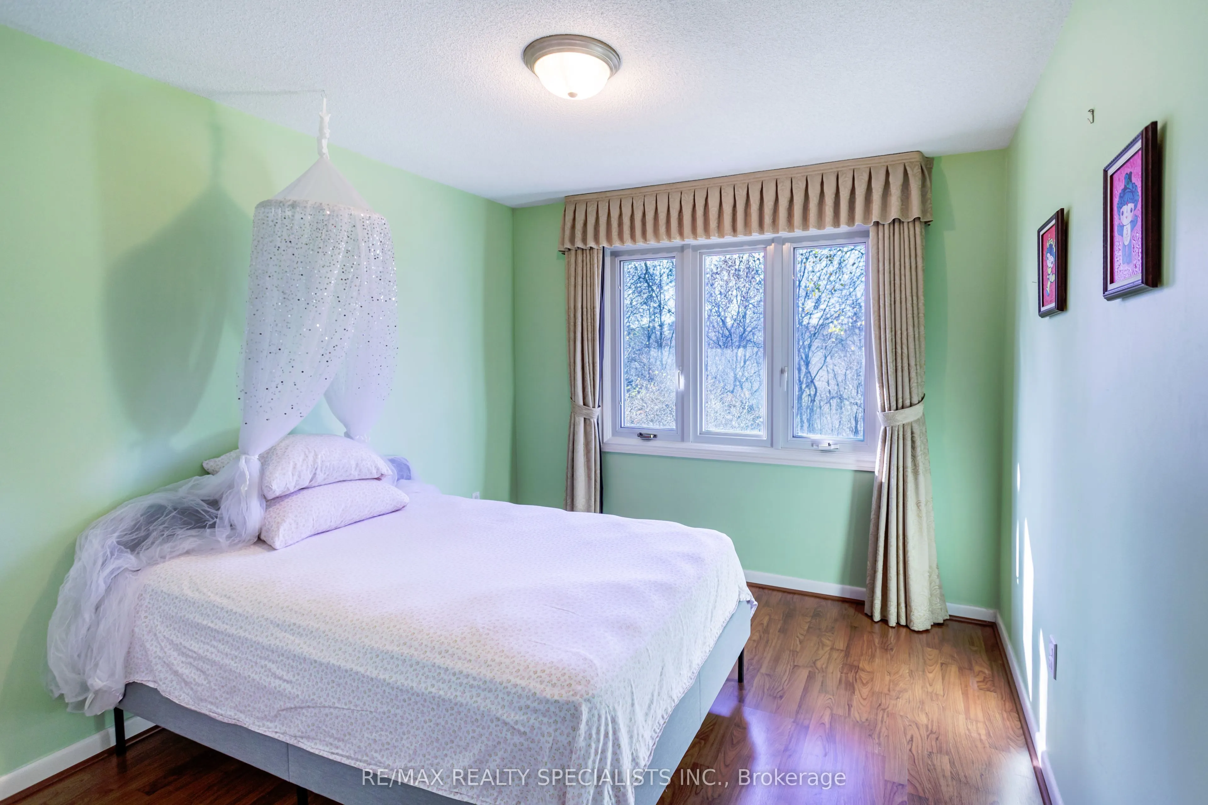 22 Heathview Avenue