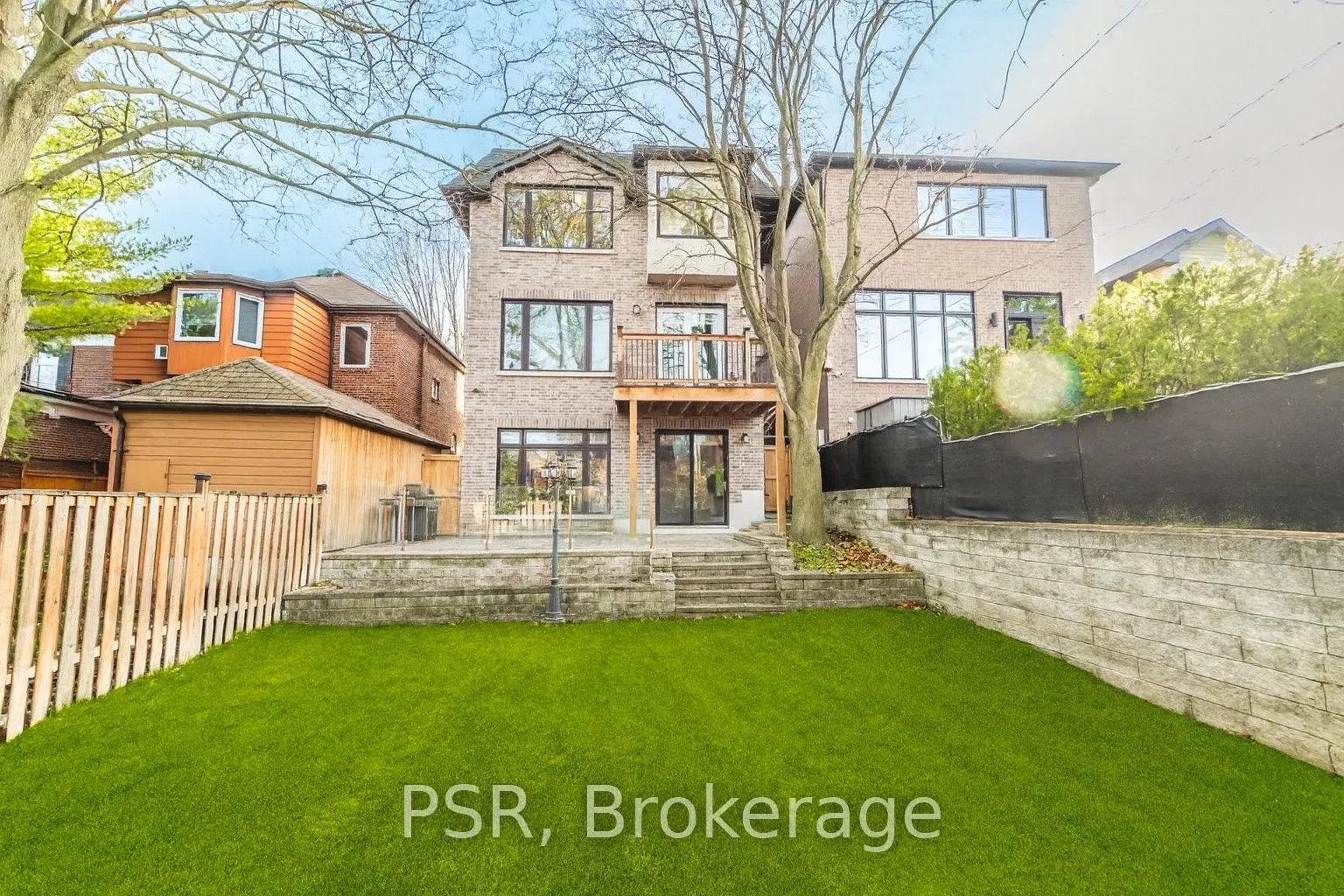 200 Snowdon Avenue