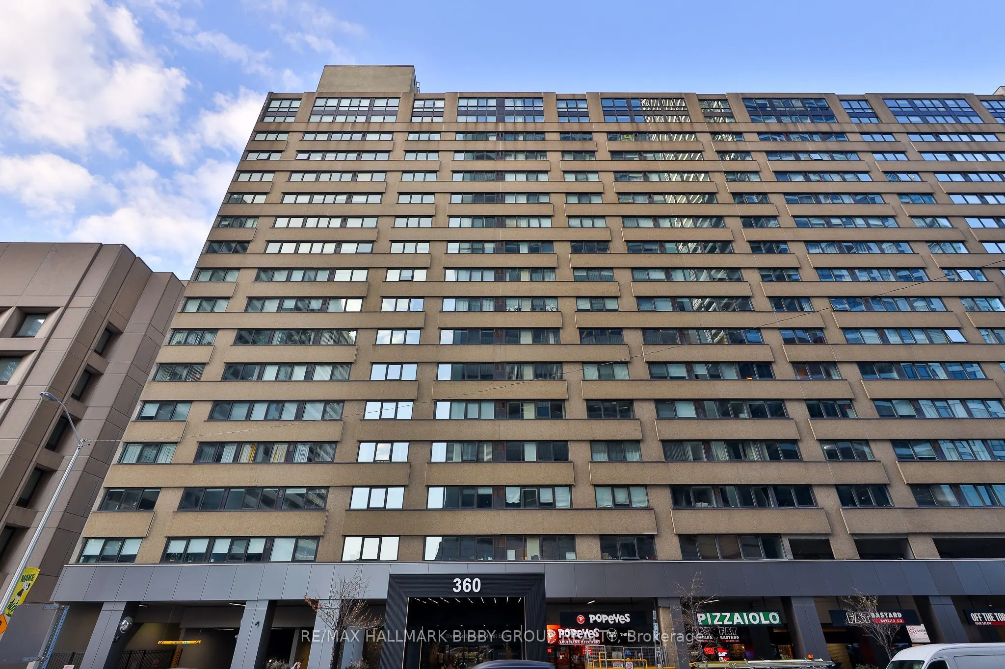 360 Bloor Street E #1007