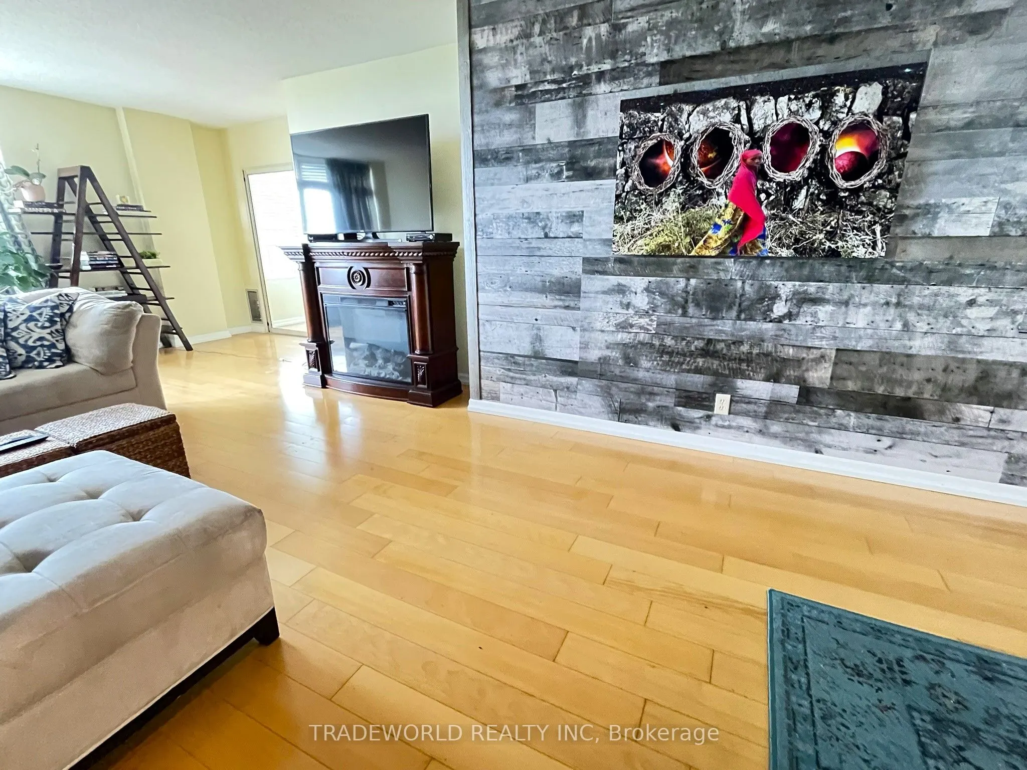 215 Wynford Drive #2307