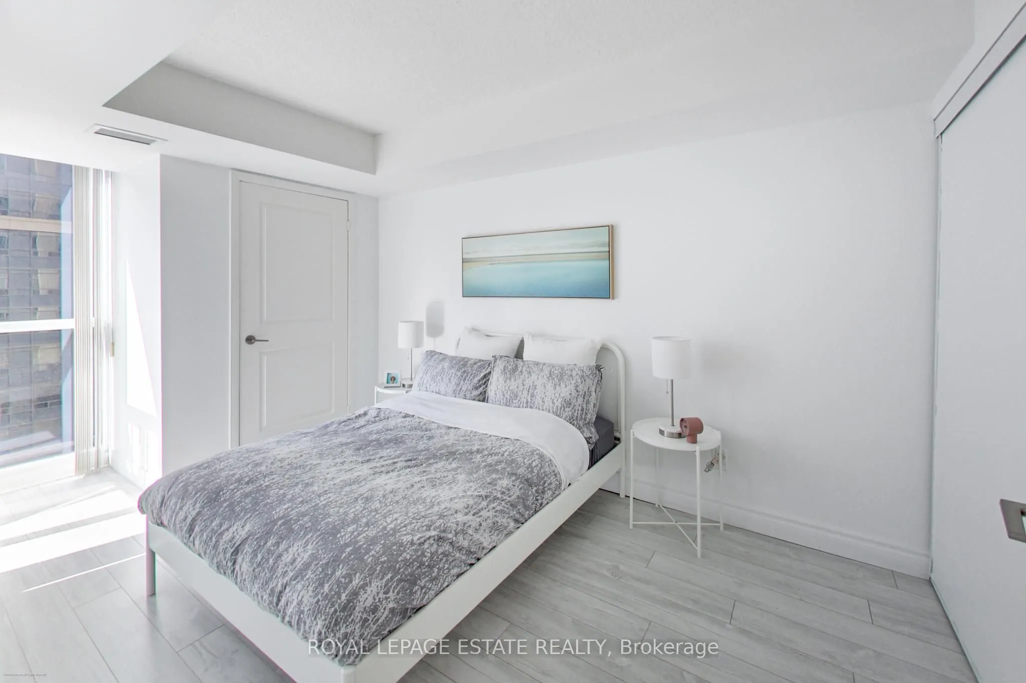 4978 Yonge Street #808
