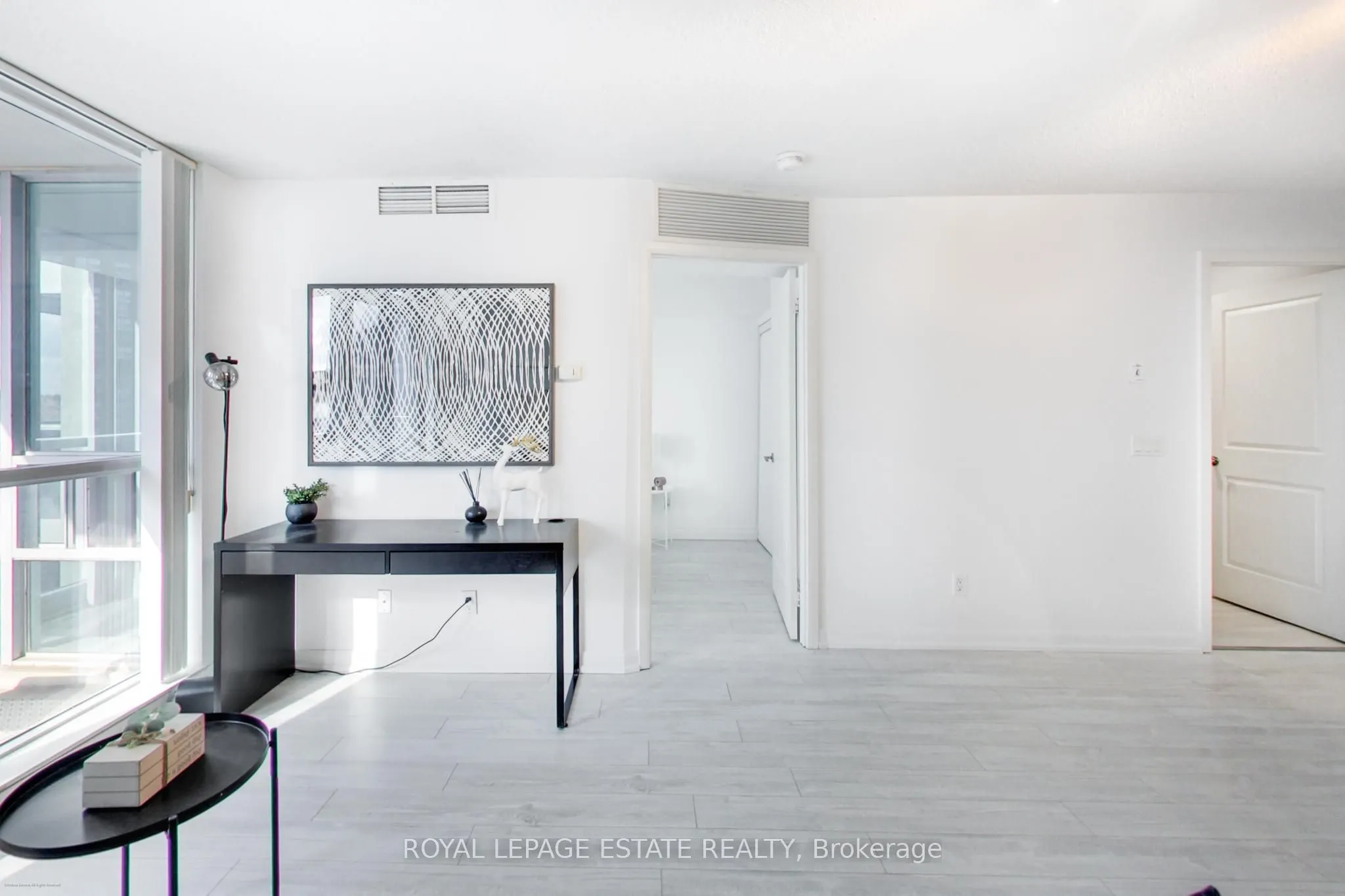 4978 Yonge Street #808