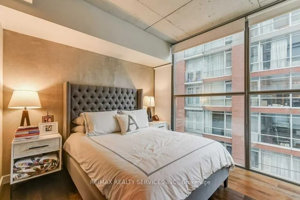 25 Oxley Street #410