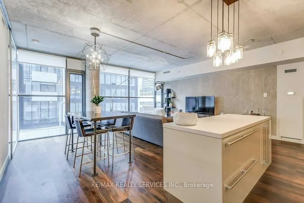 25 Oxley Street #410