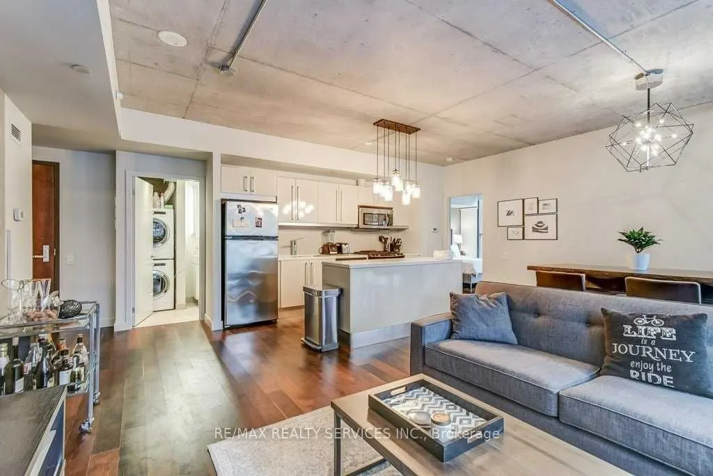 25 Oxley Street #410