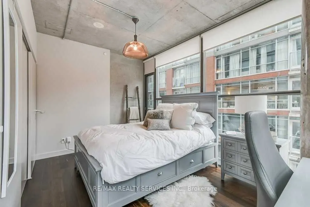 25 Oxley Street #410