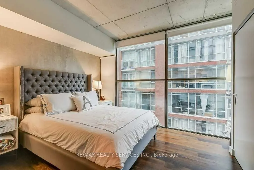 25 Oxley Street #410