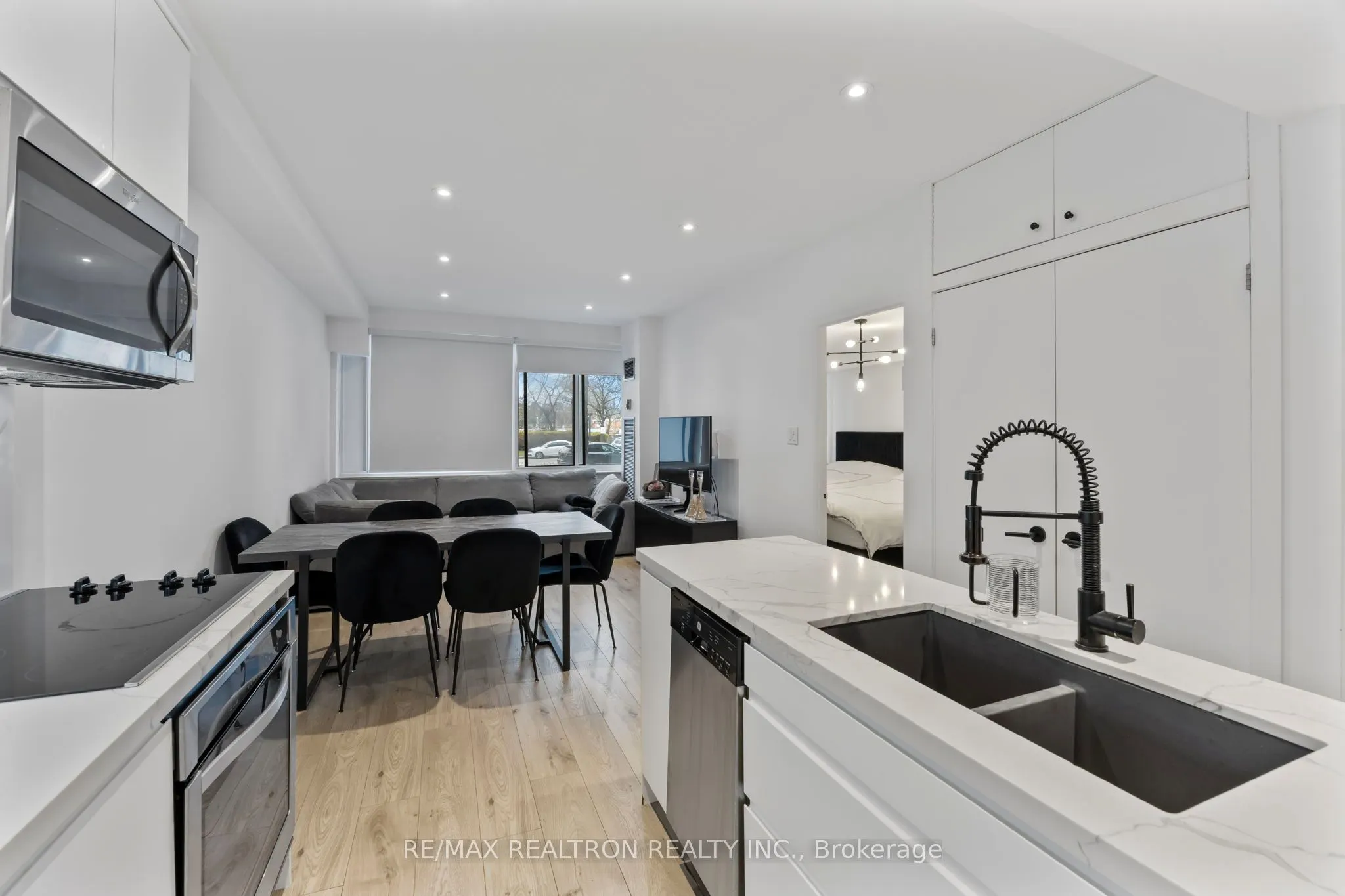 3000 Bathurst Street #110
