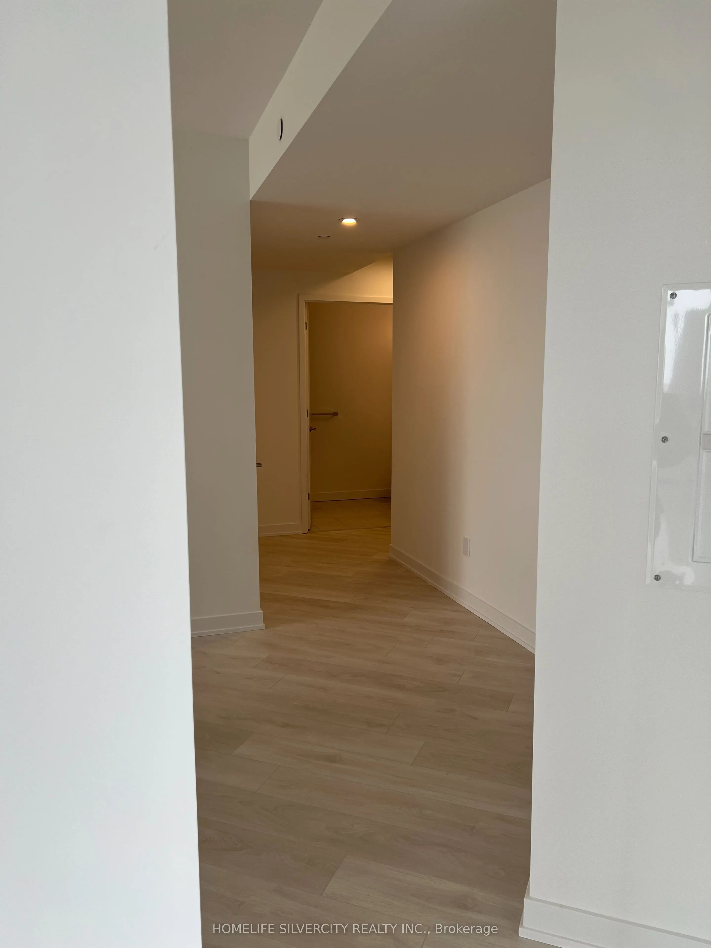 8 Tippett Road #1505