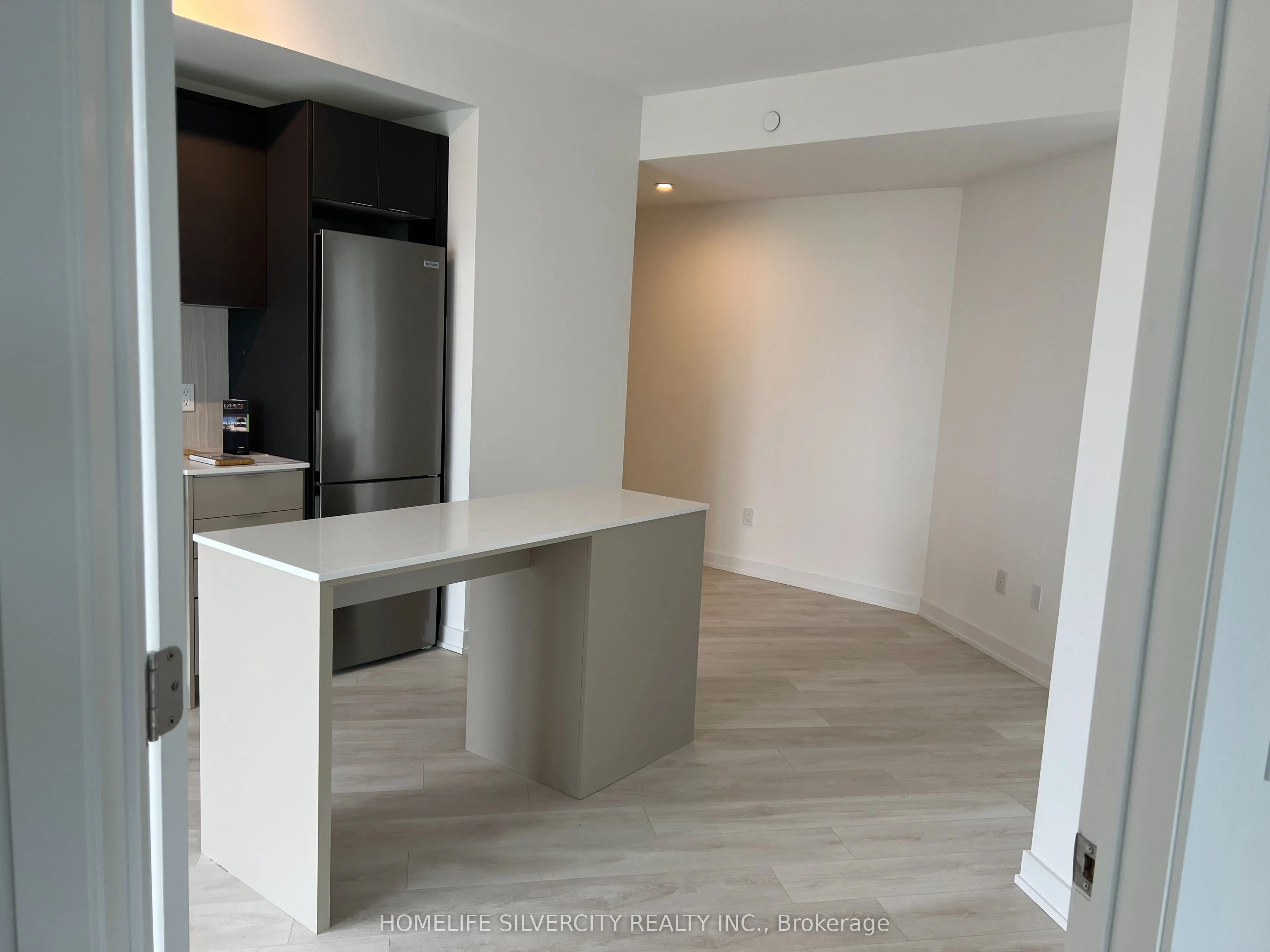 8 Tippett Road #1505