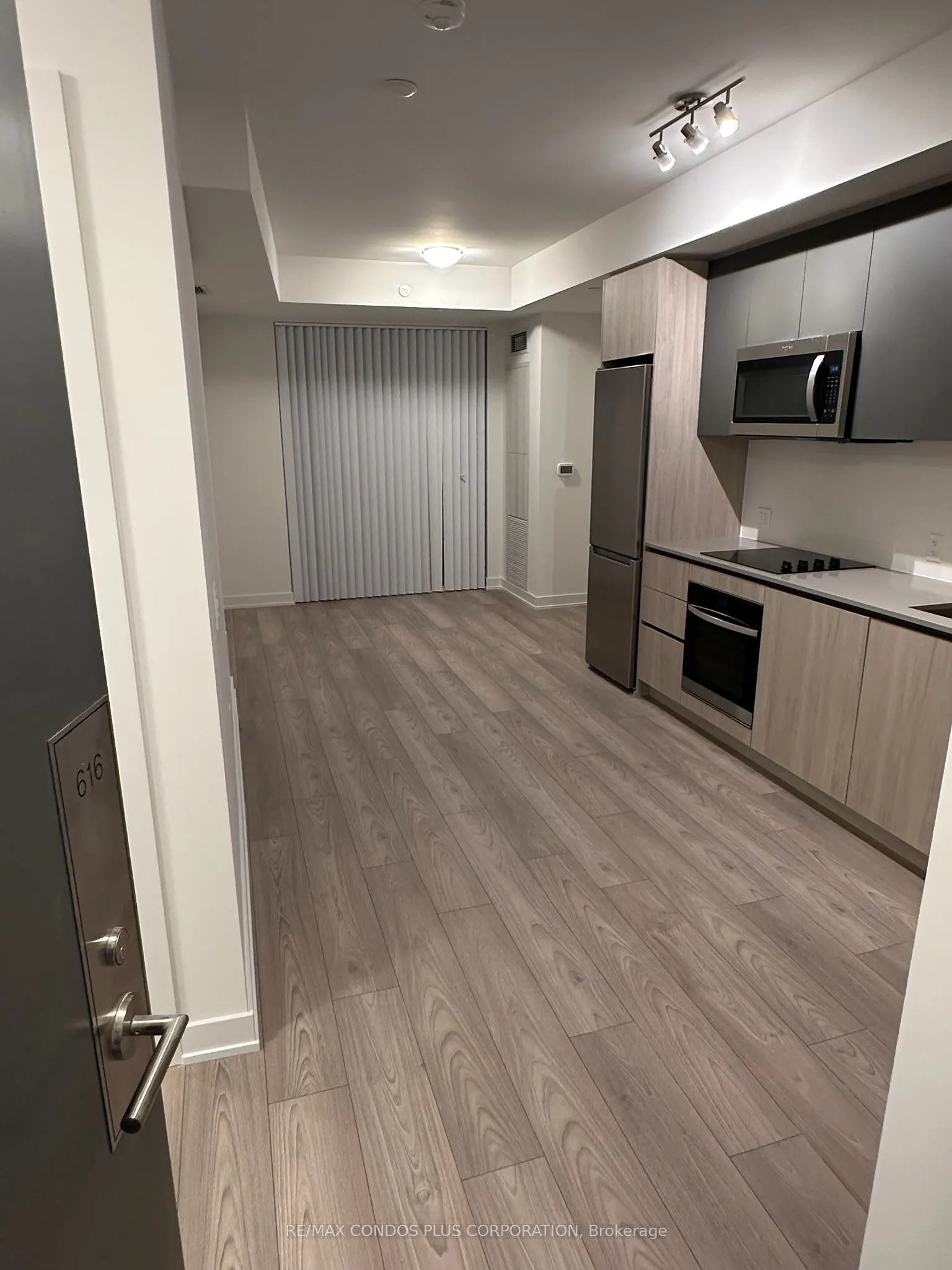 5858 Yonge Street #616