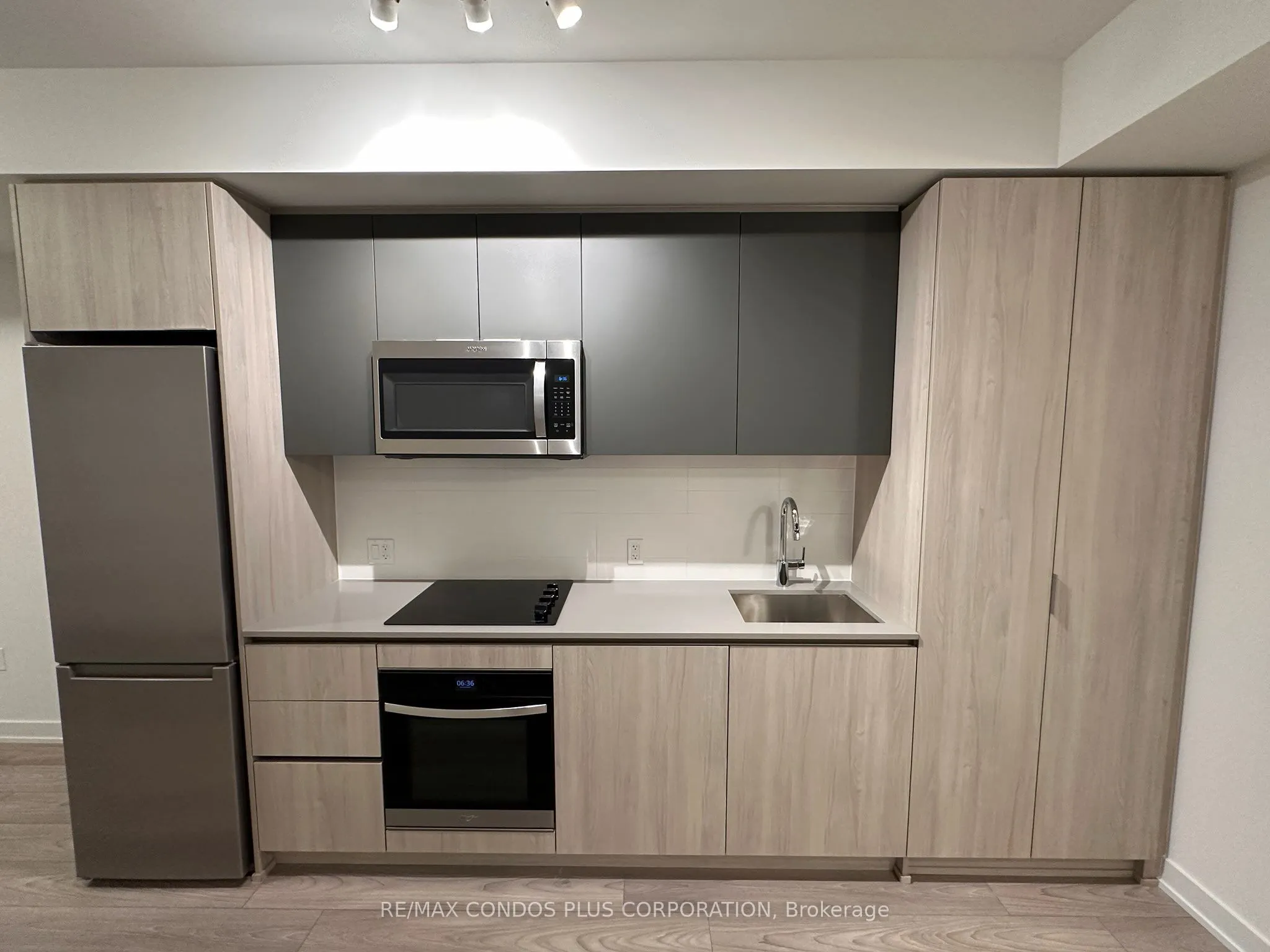 5858 Yonge Street #616