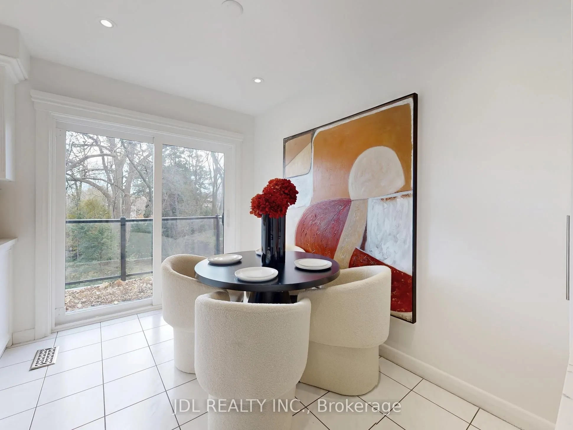 537 Blythwood Road