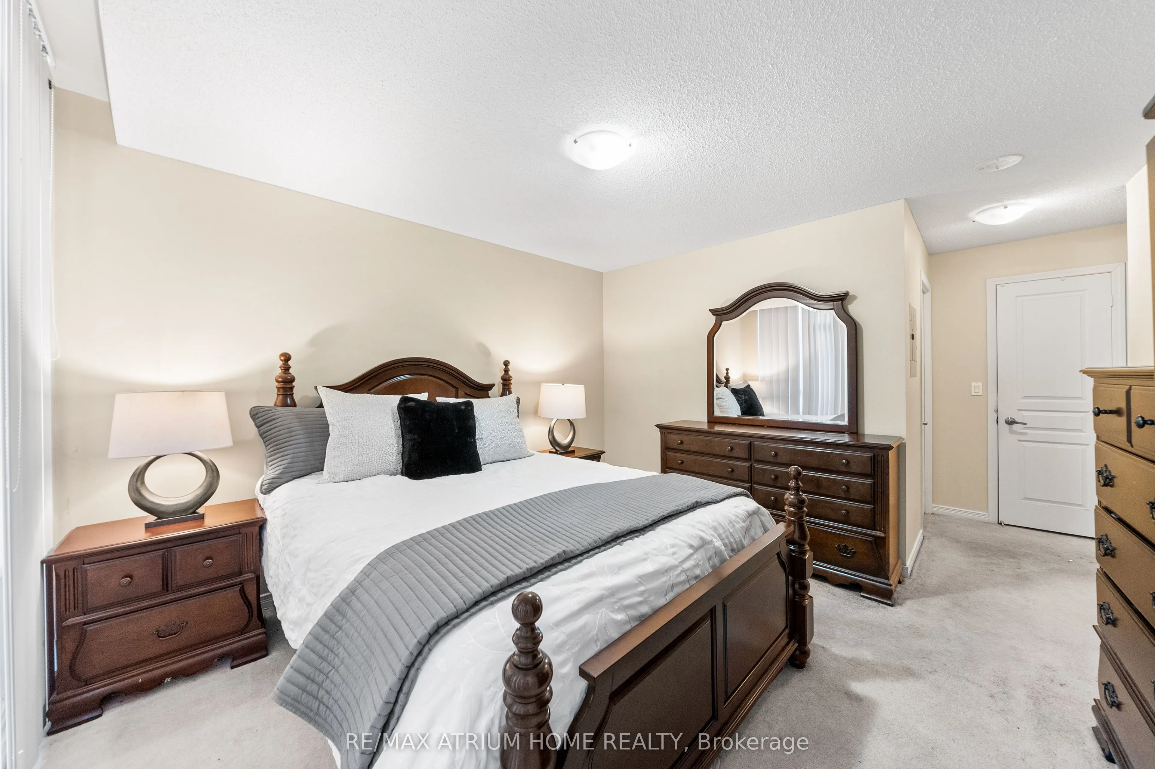 509 Beecroft Road #317