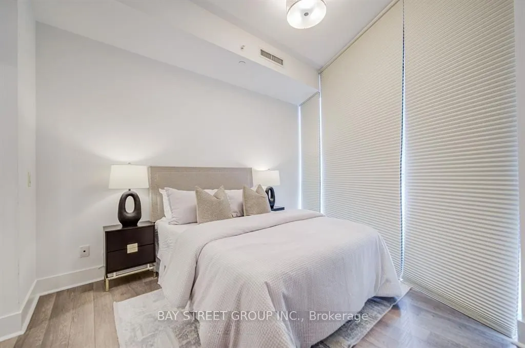 32 Davenport Road #2608