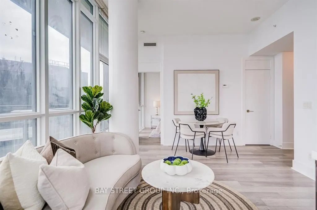 32 Davenport Road #2608