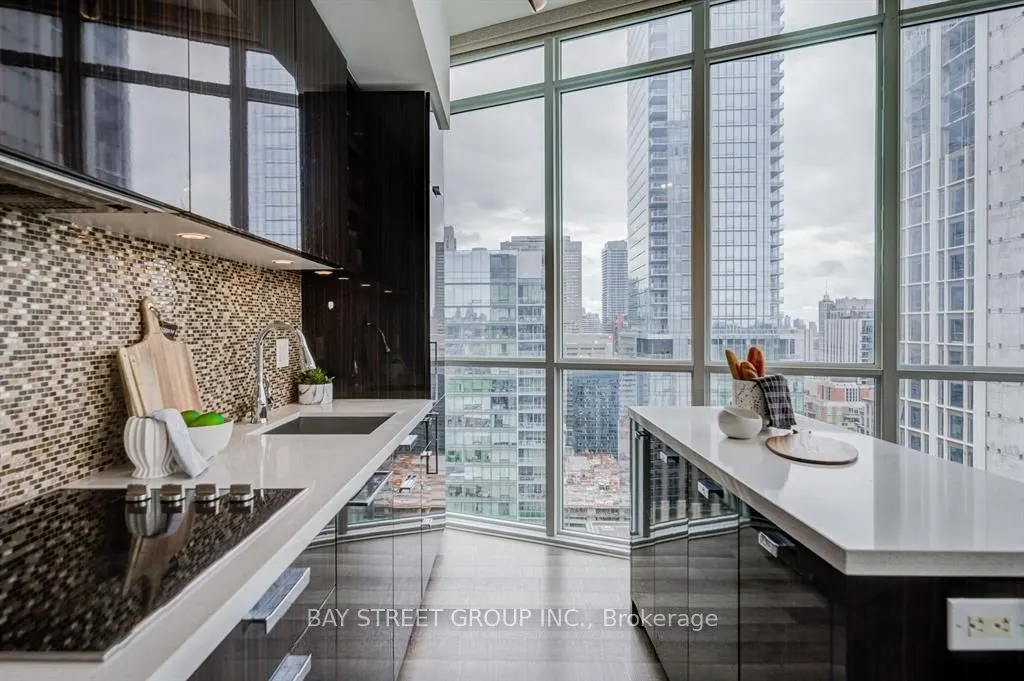 32 Davenport Road #2608