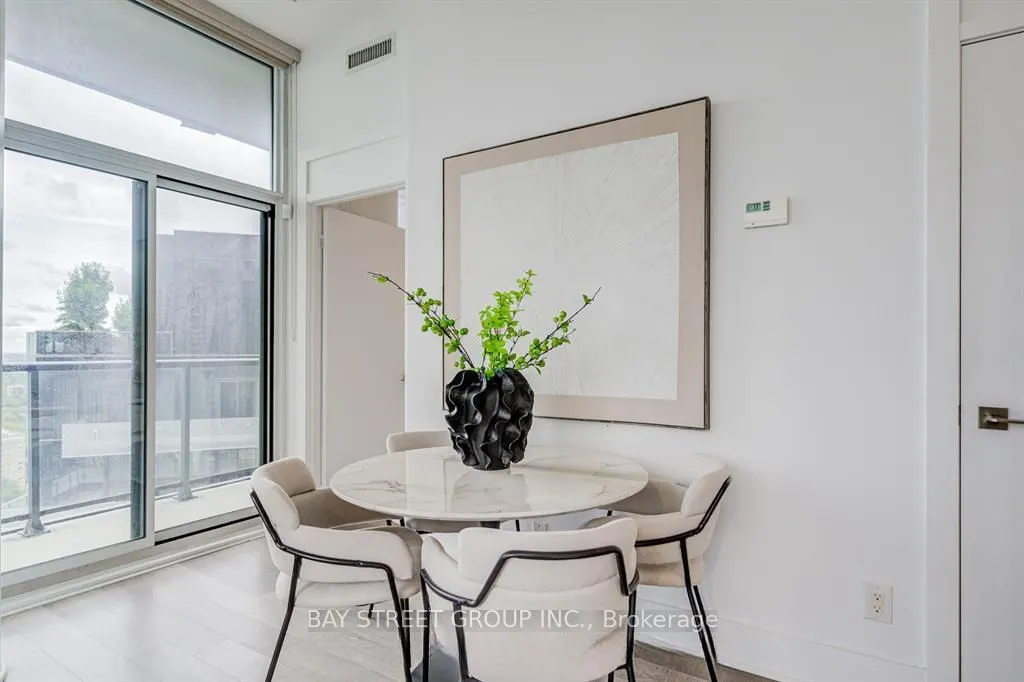 32 Davenport Road #2608
