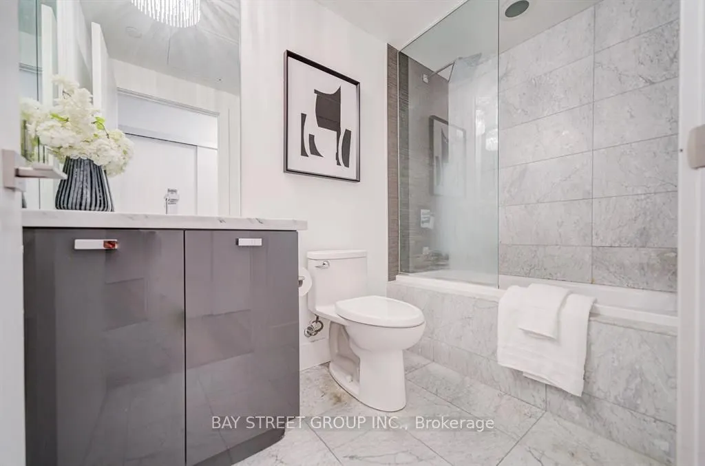 32 Davenport Road #2608
