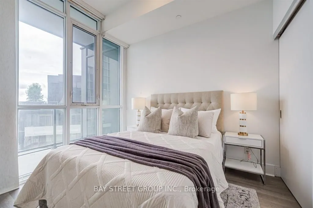 32 Davenport Road #2608