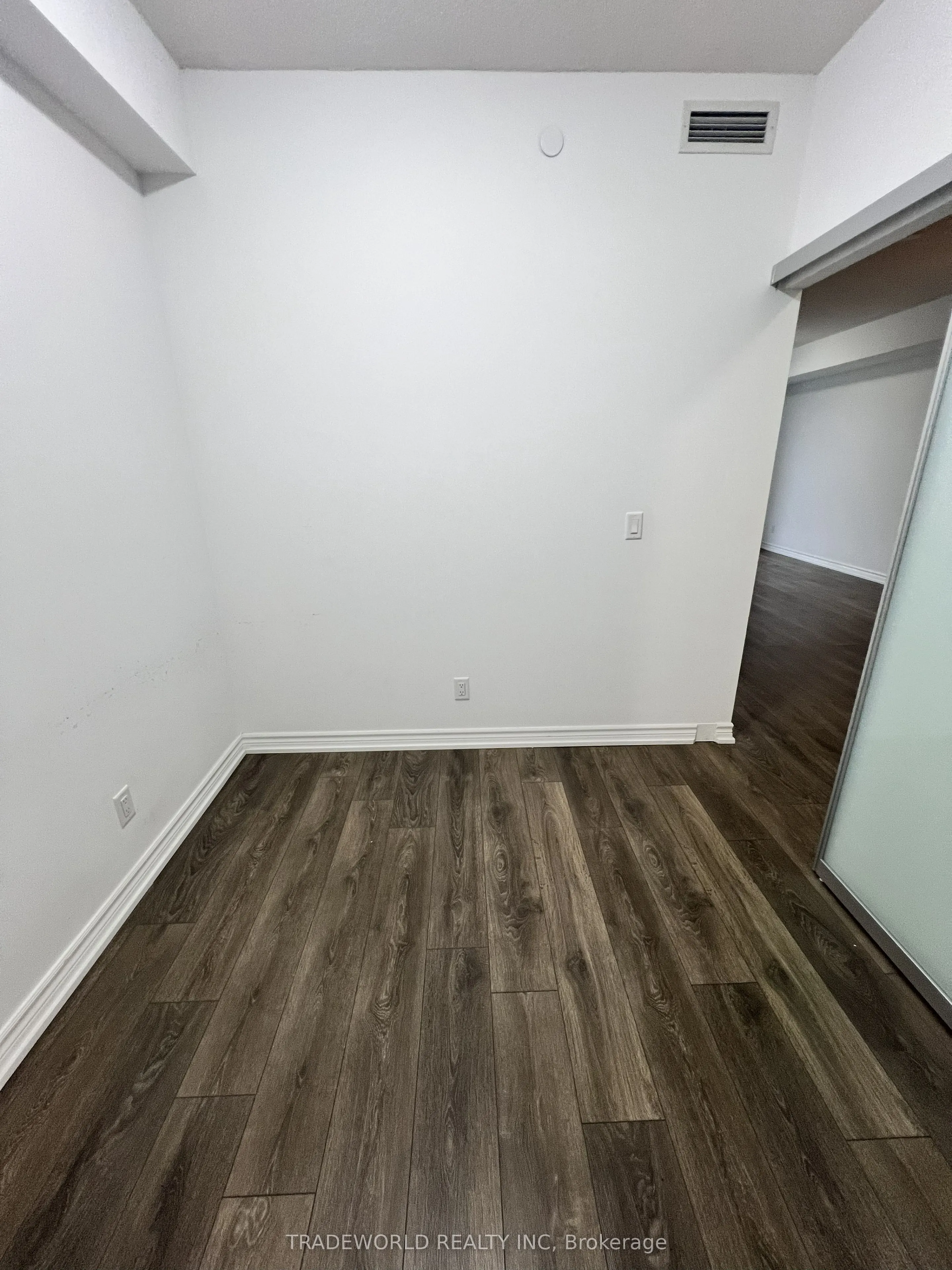 36 Forest Manor Road #1207