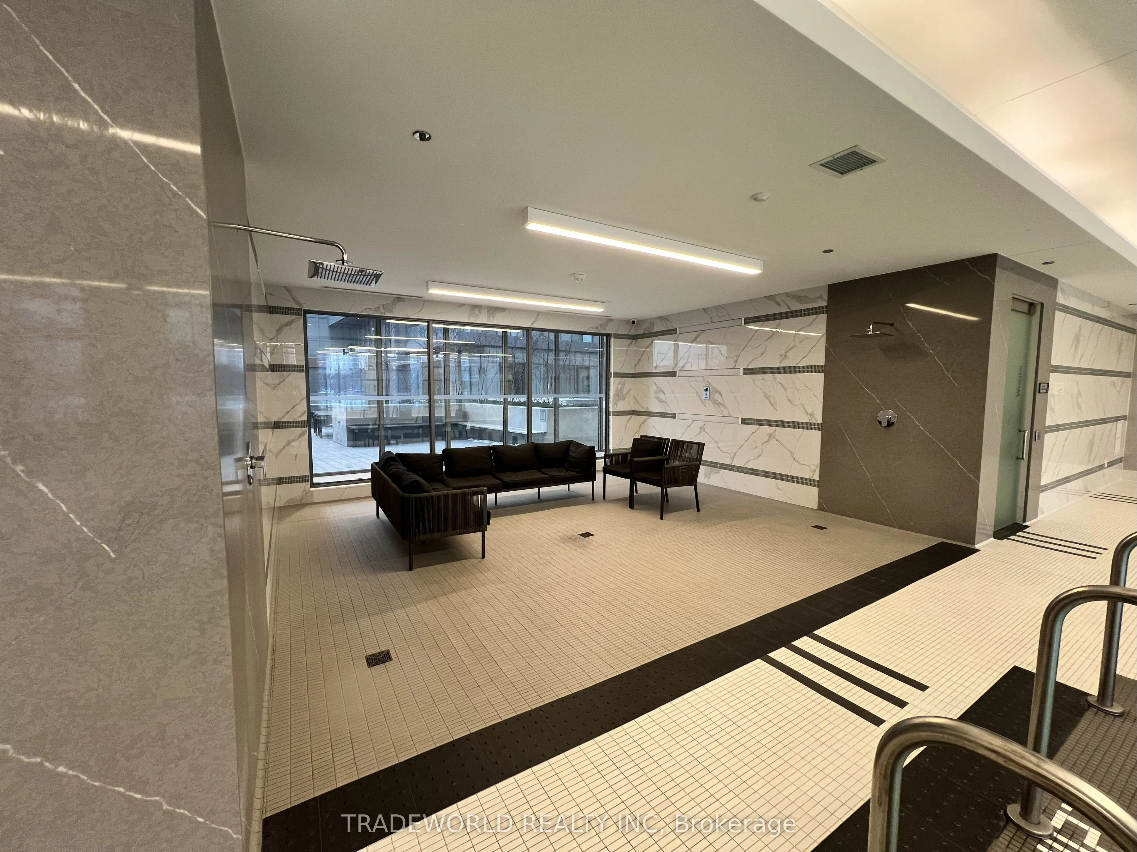 36 Forest Manor Road #1207