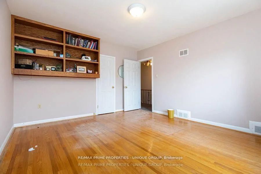 173 Ridley Boulevard