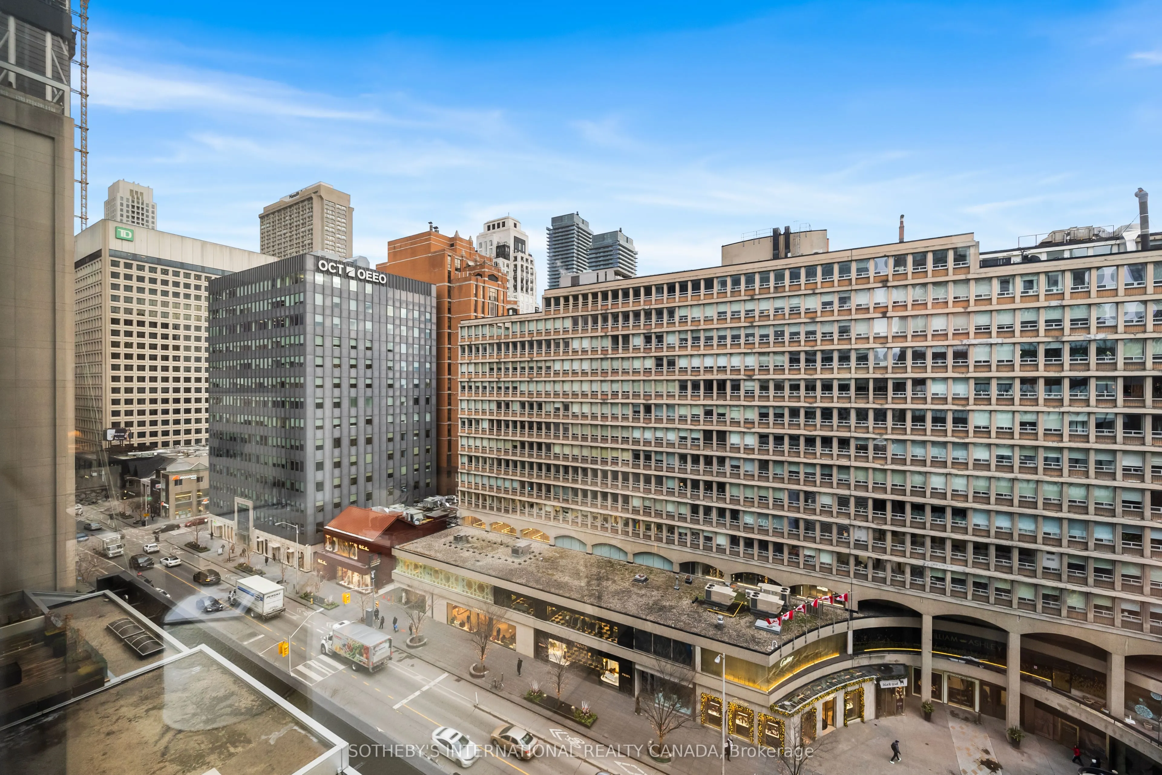 110 Bloor Street W #1009