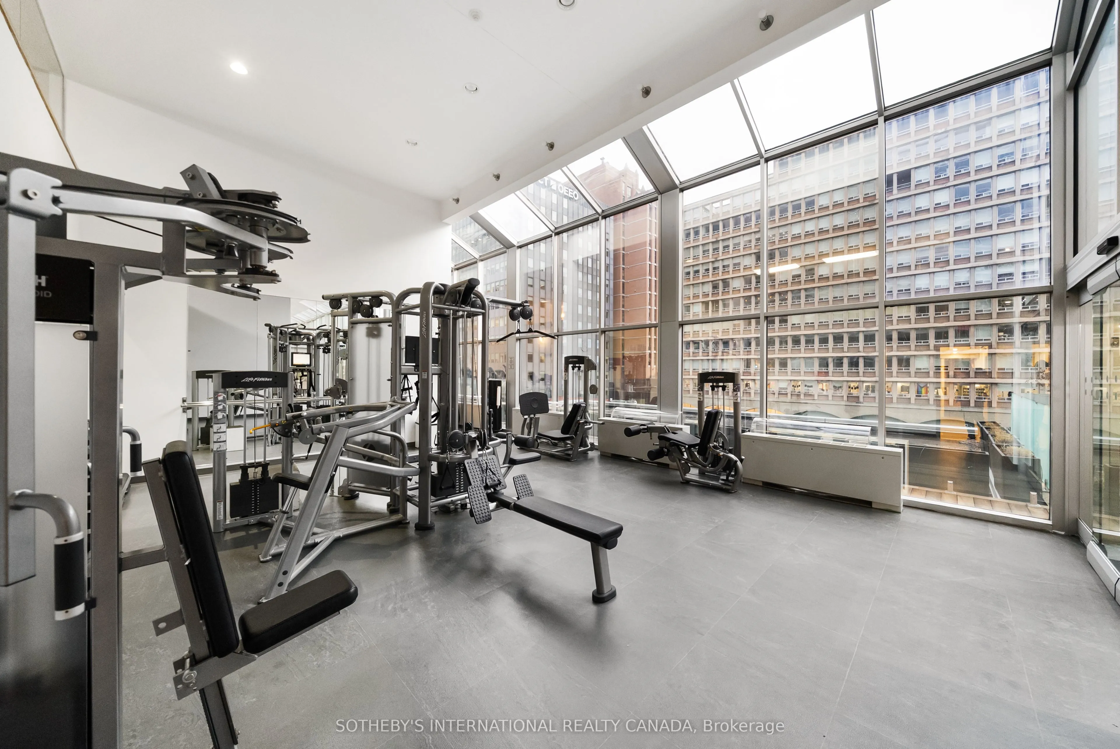 110 Bloor Street W #1009