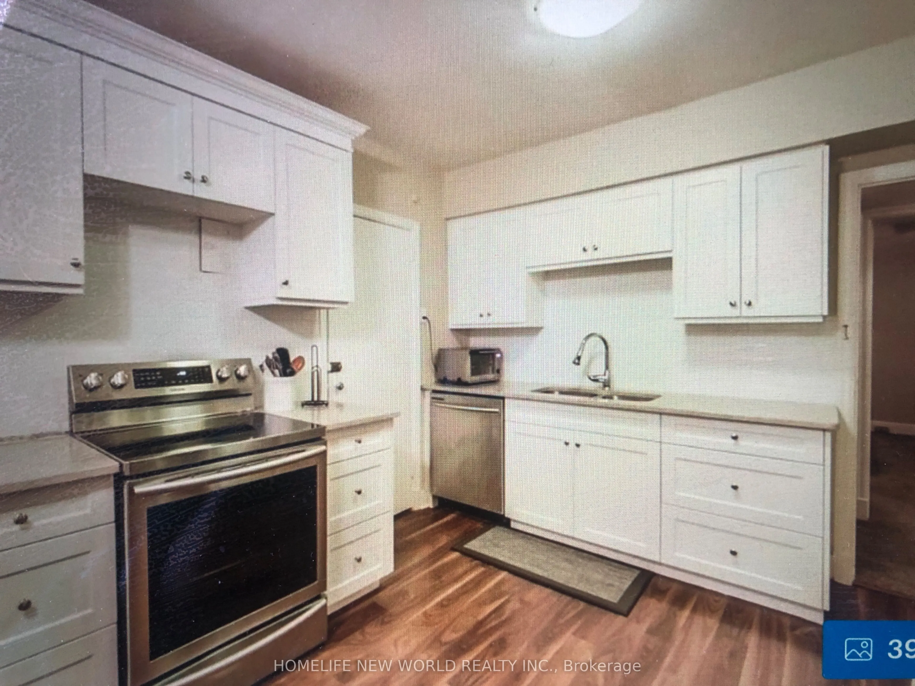 1217 Avenue Road #4