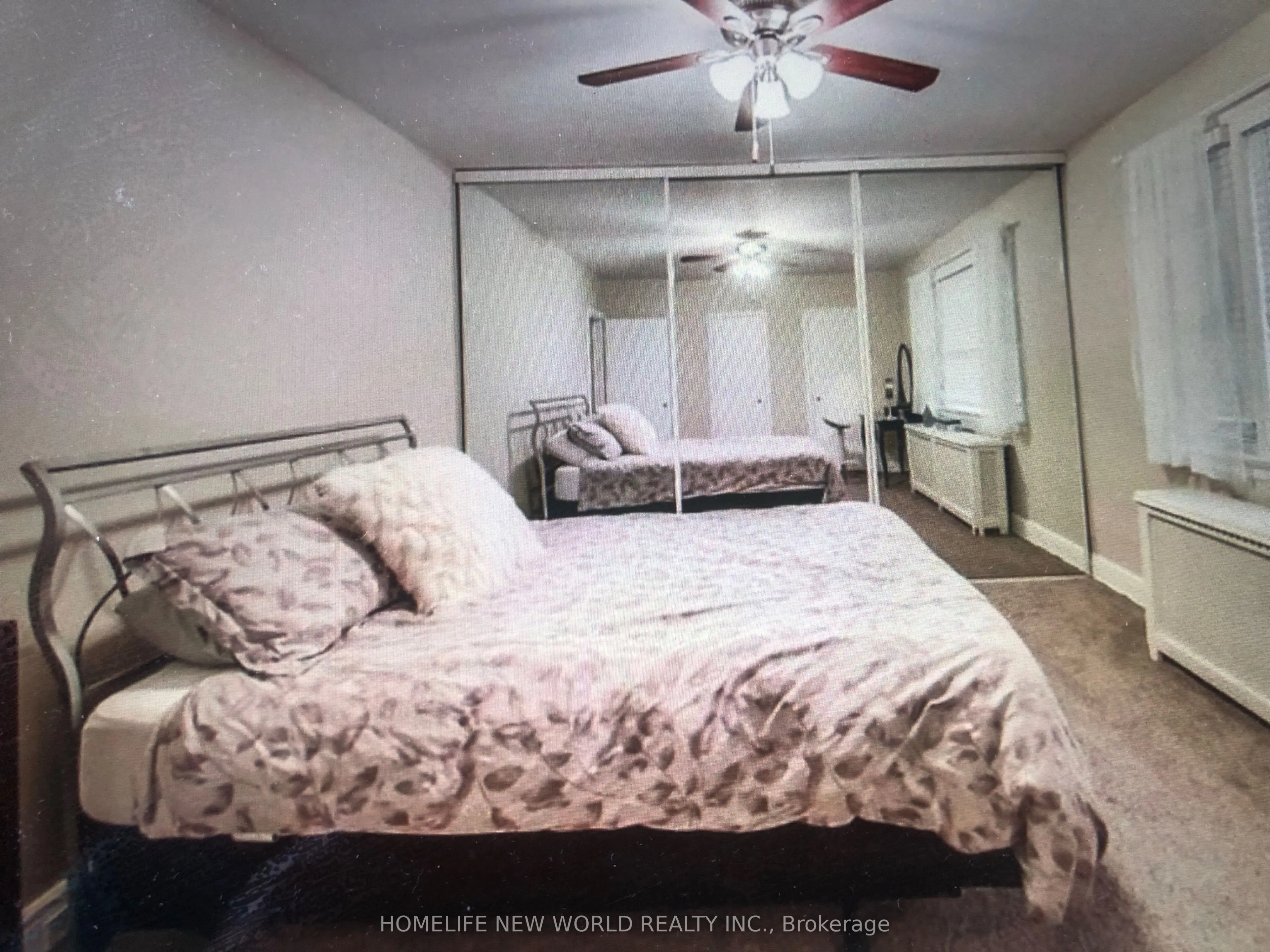 1217 Avenue Road #4