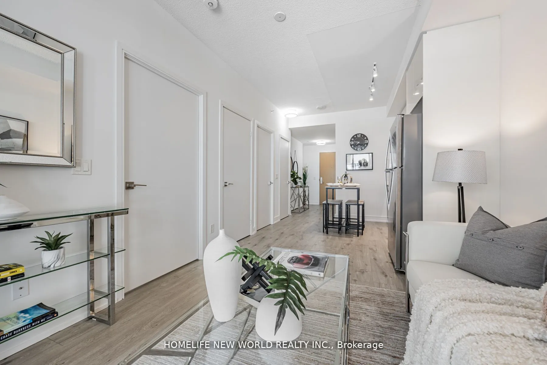 621 Sheppard Avenue E #250