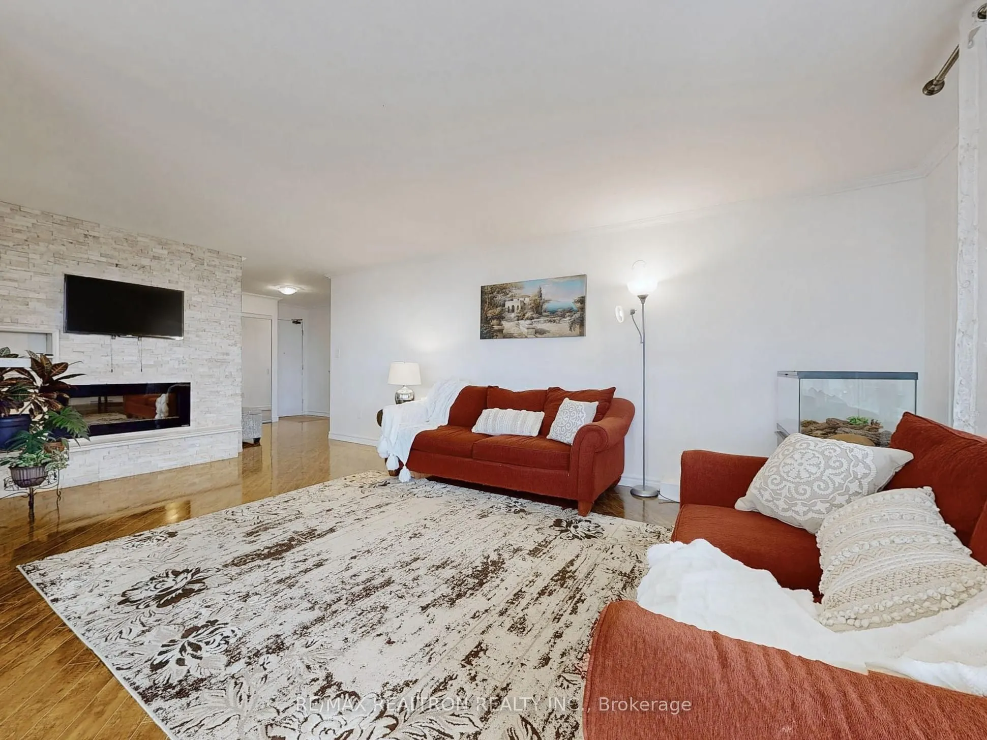 135 Antibes Drive #1706