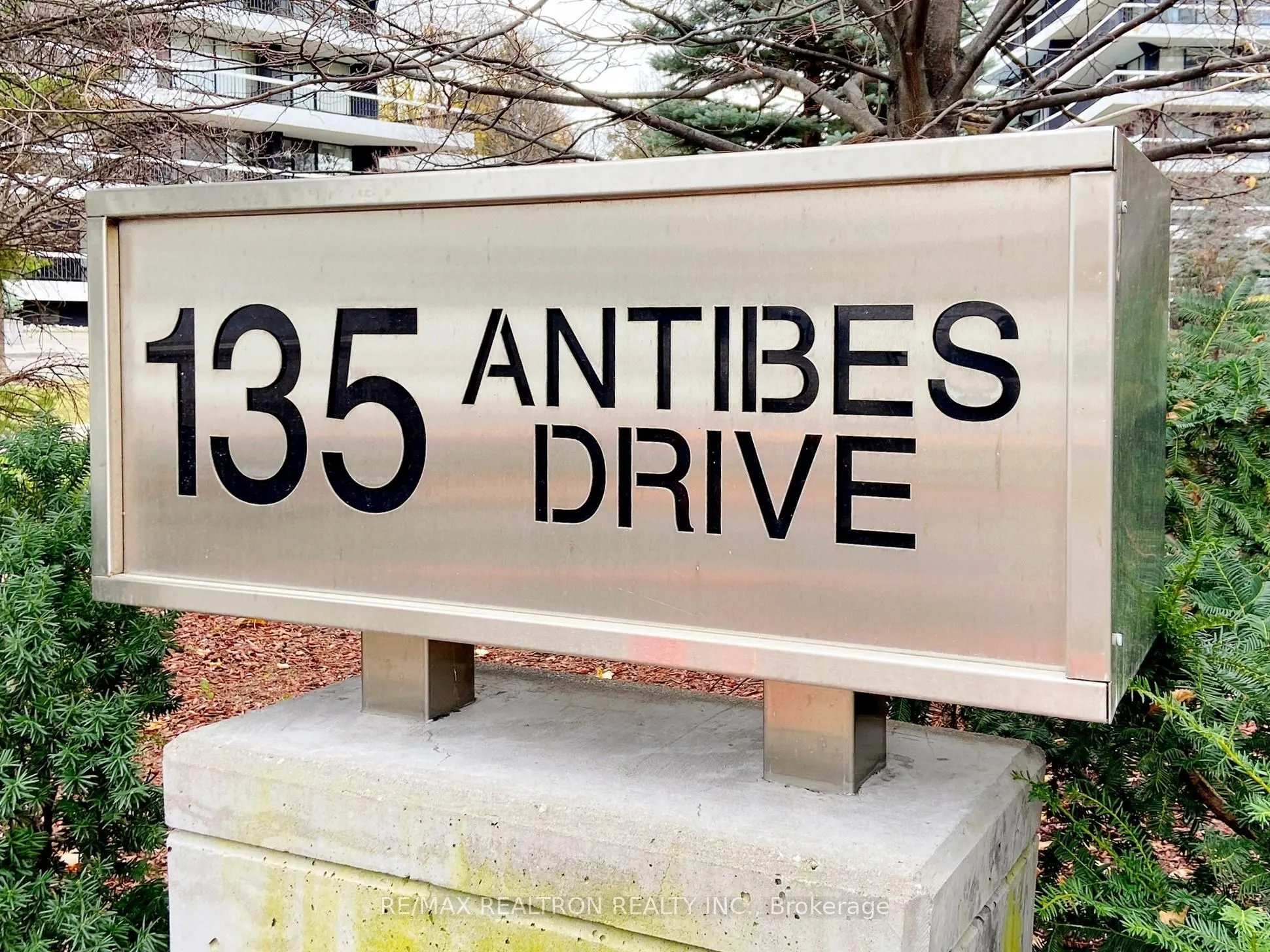 135 Antibes Drive #1706
