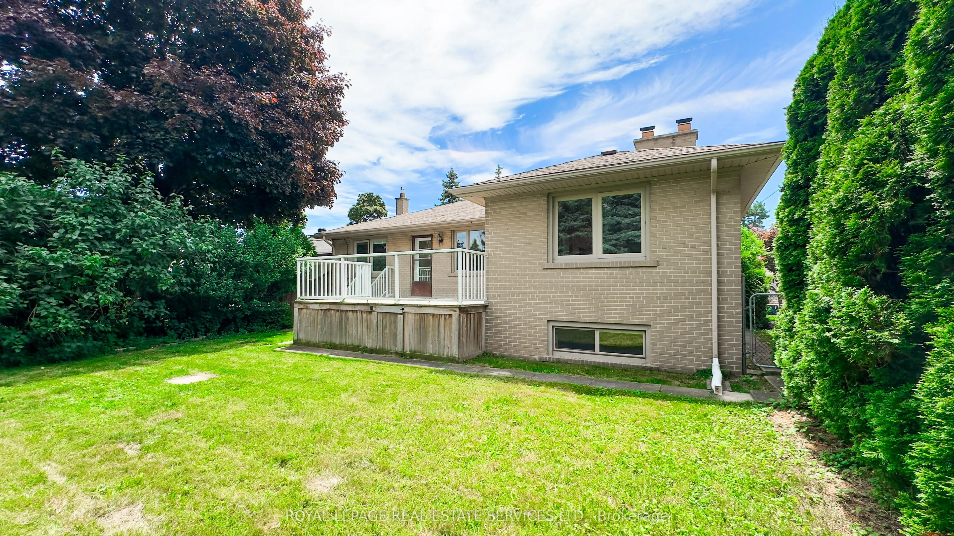 24 Burleigh Heights Drive