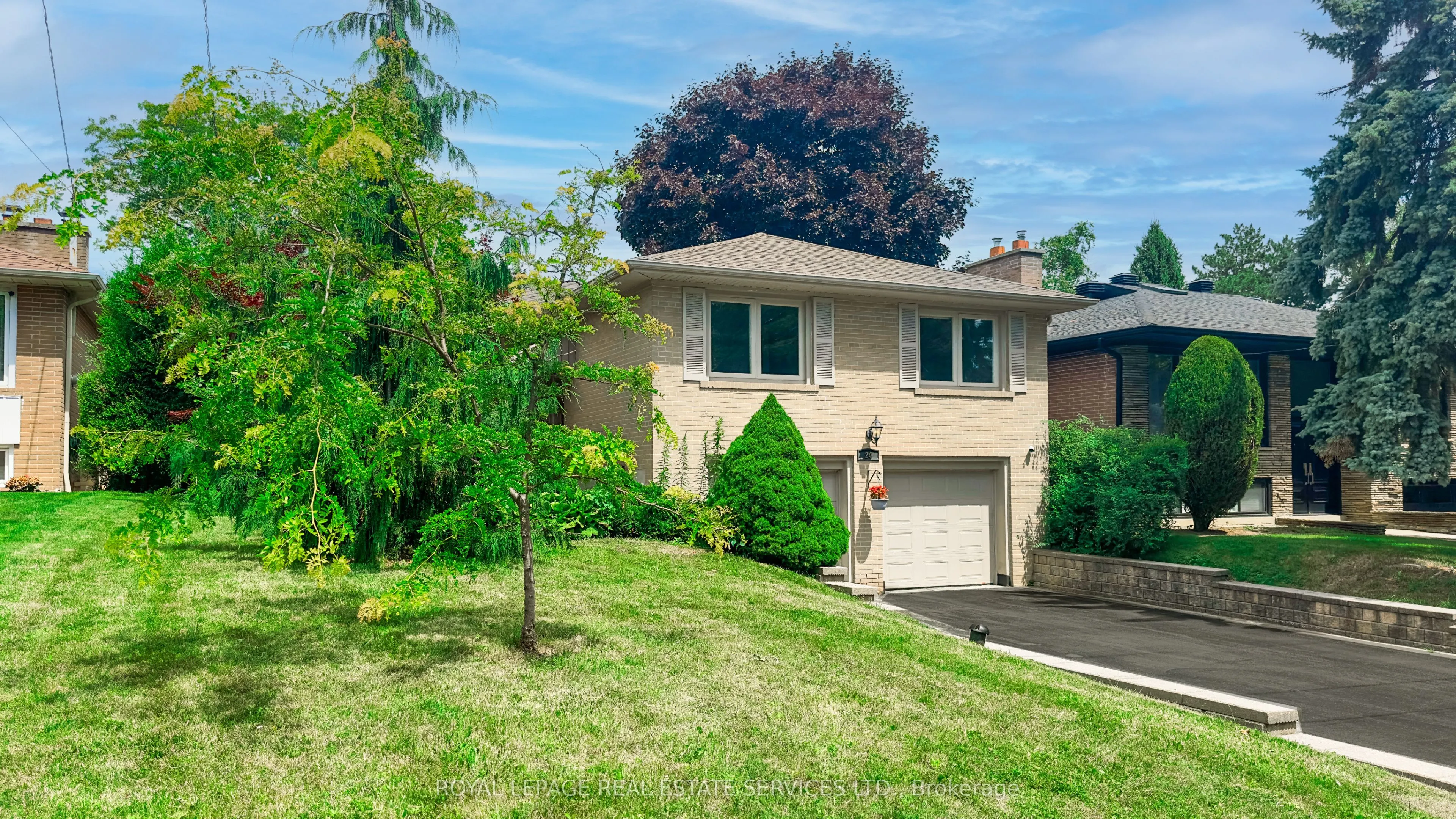 24 Burleigh Heights Drive