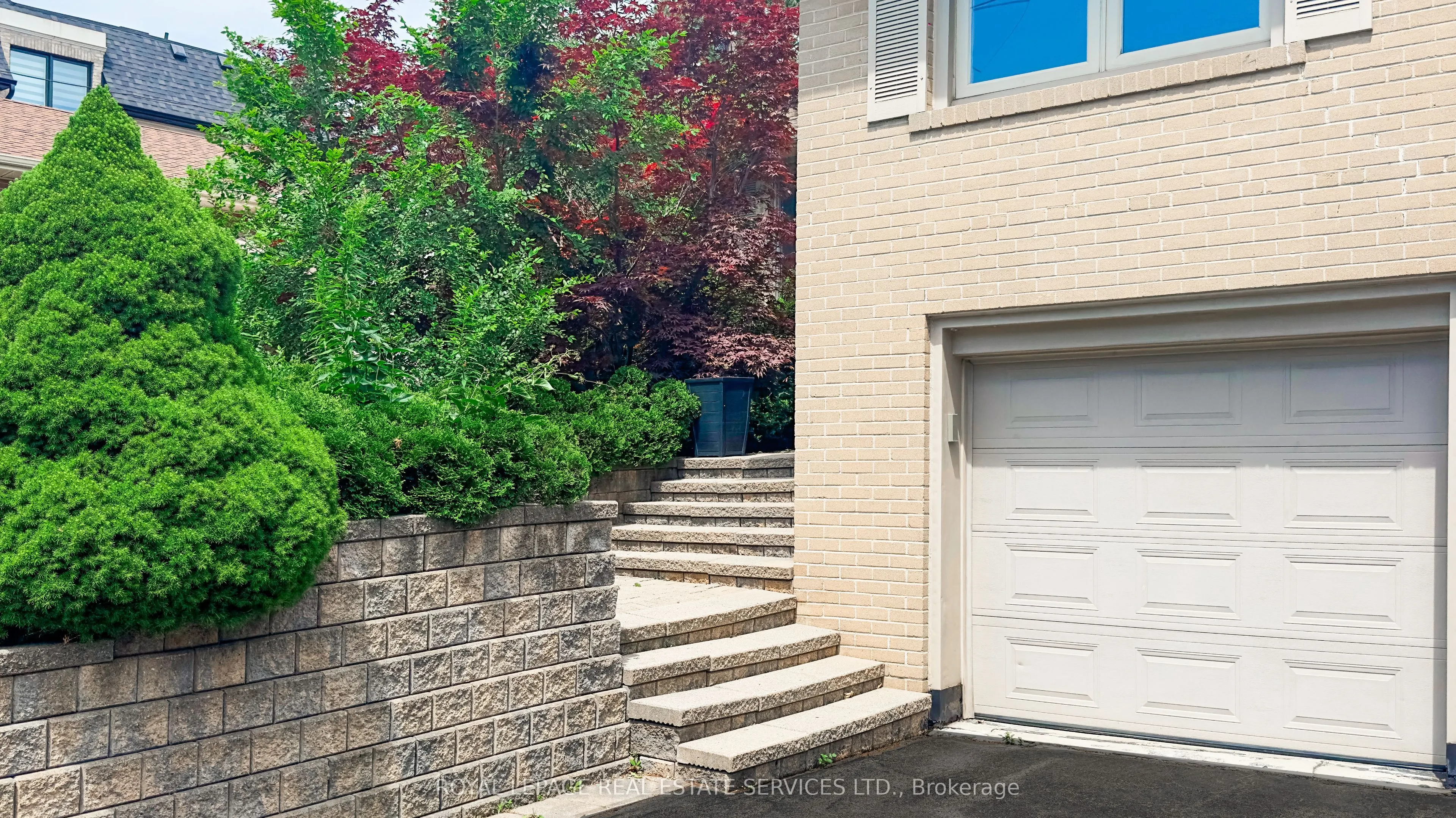 24 Burleigh Heights Drive