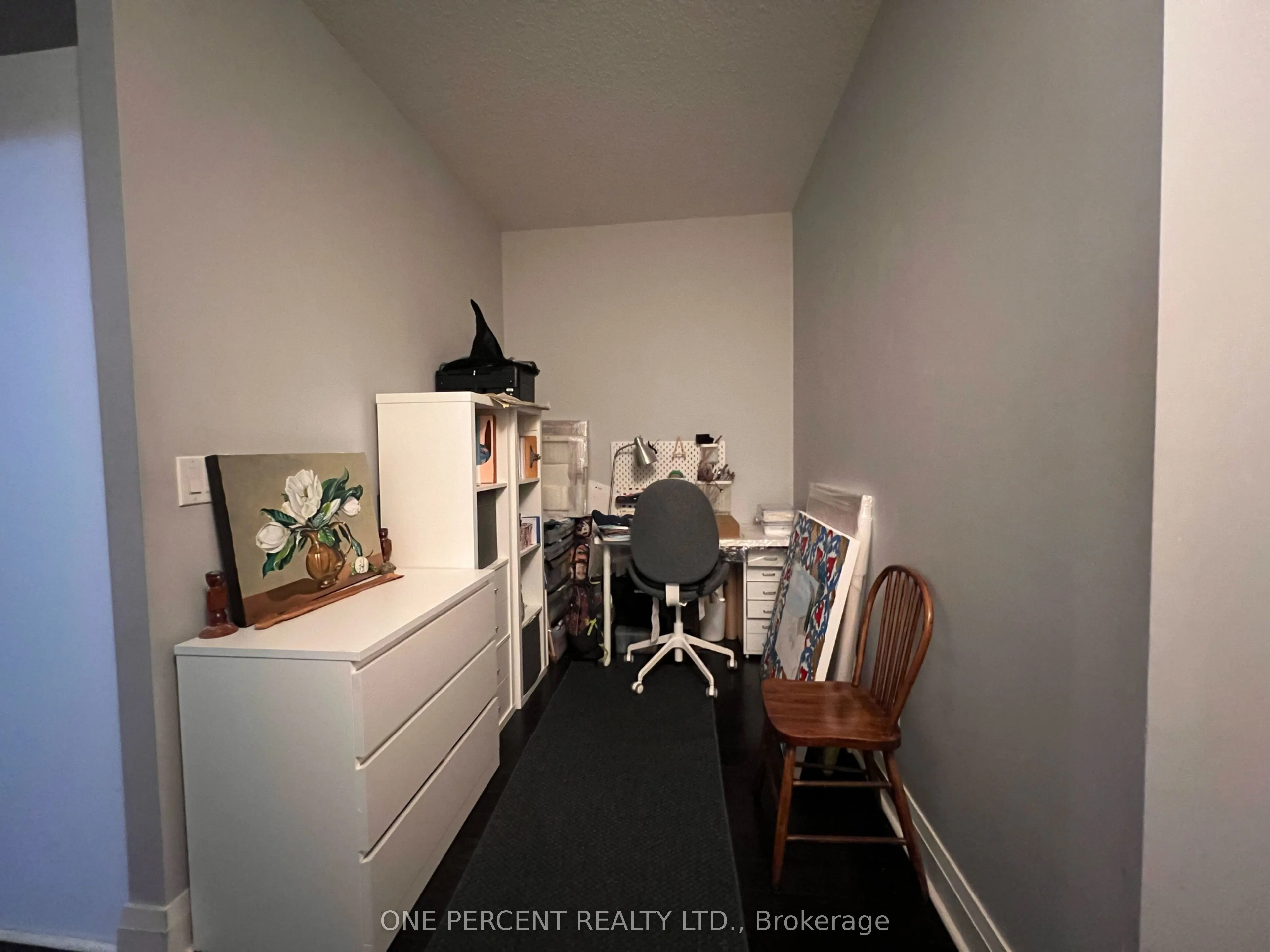 17 Kenaston Gardens #311
