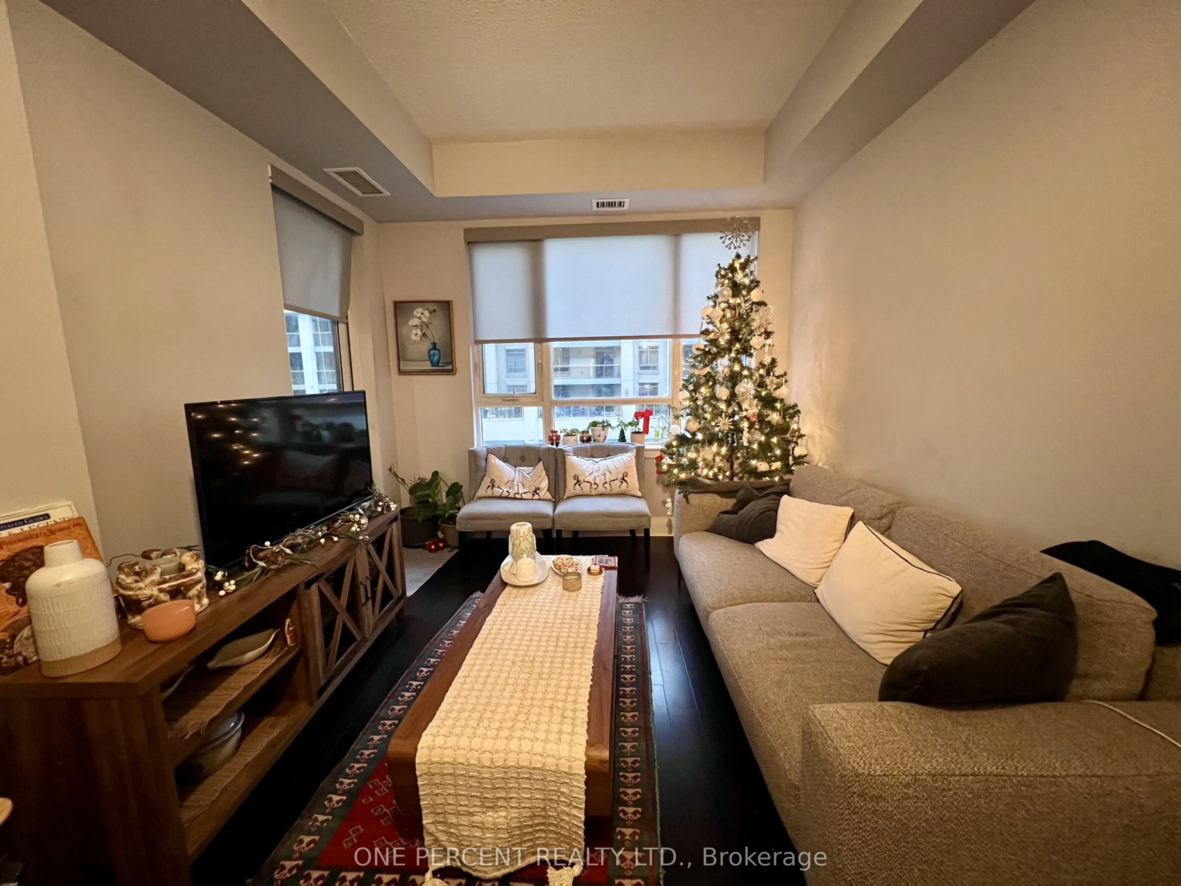 17 Kenaston Gardens #311